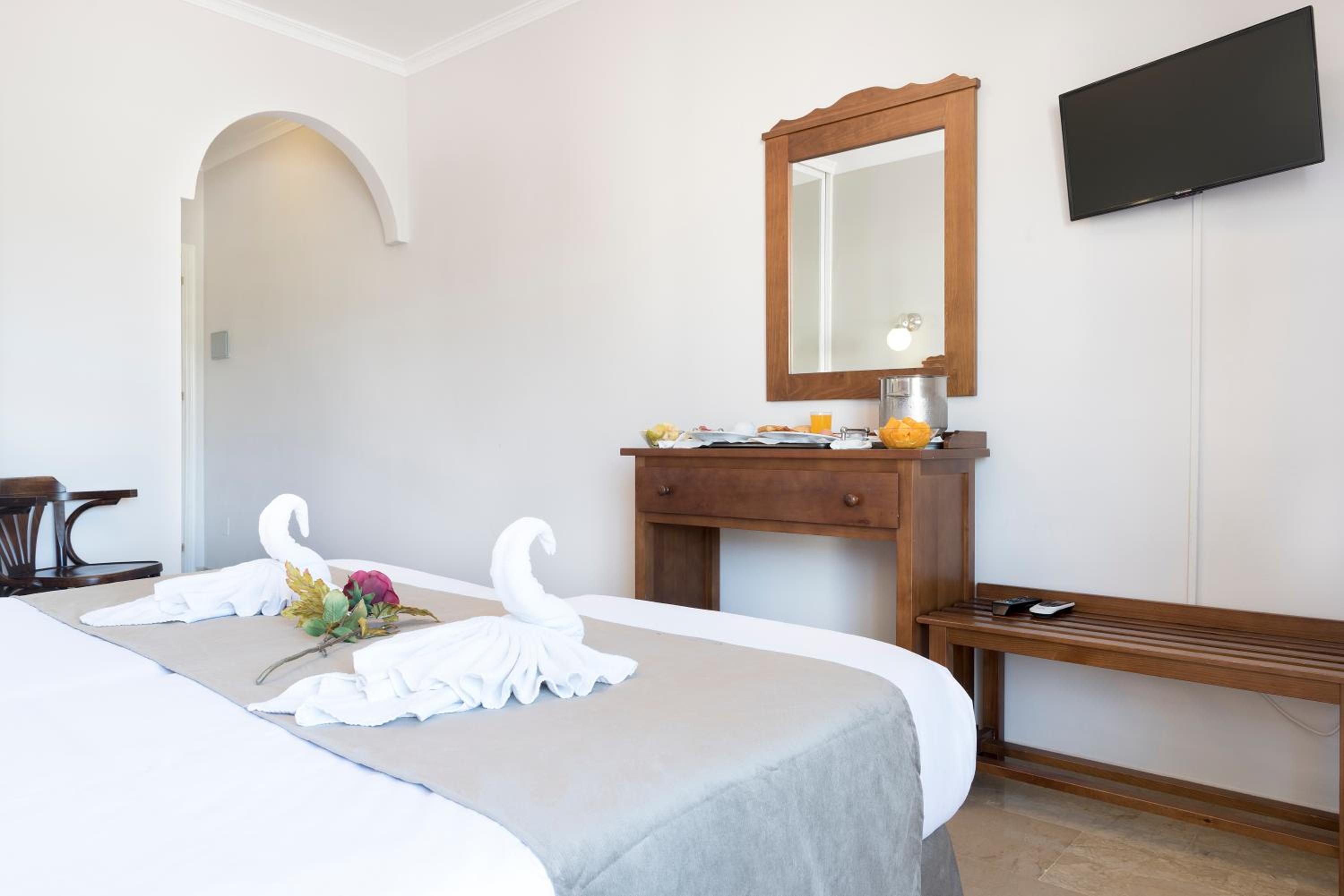 Budget Double or Twin Room - Photo 2