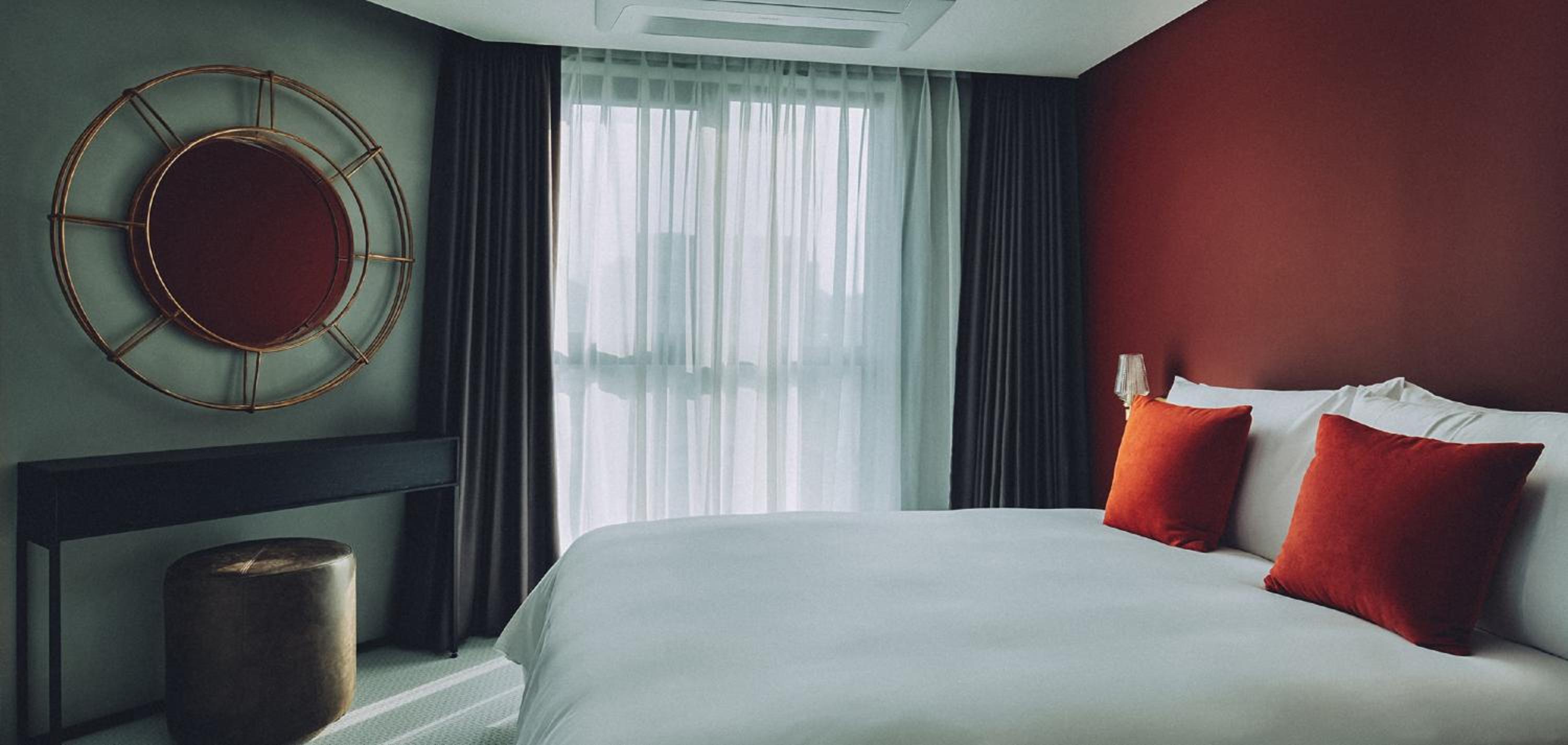 Hollywood Double Room