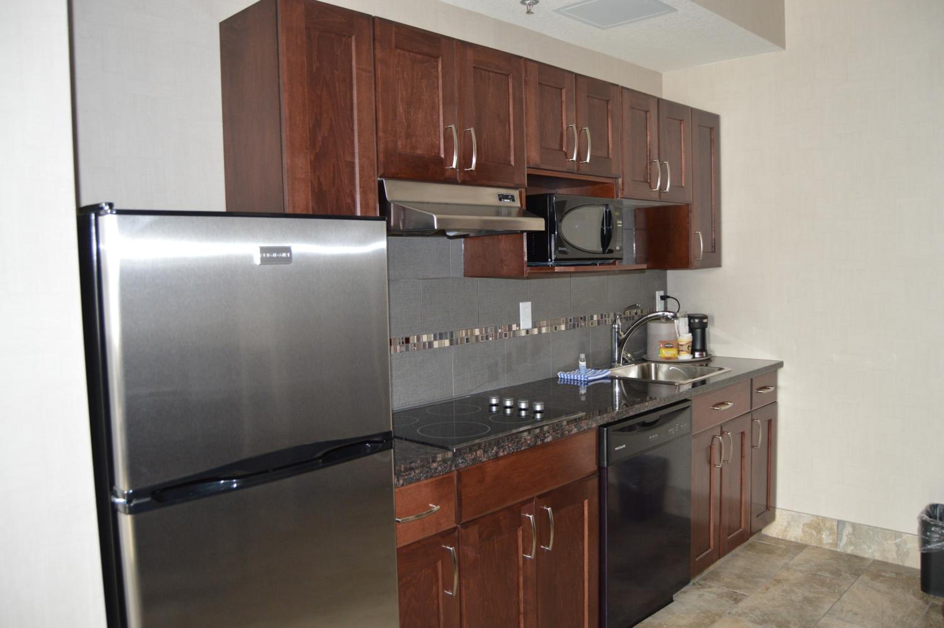 Deluxe Suite - Photo 4
