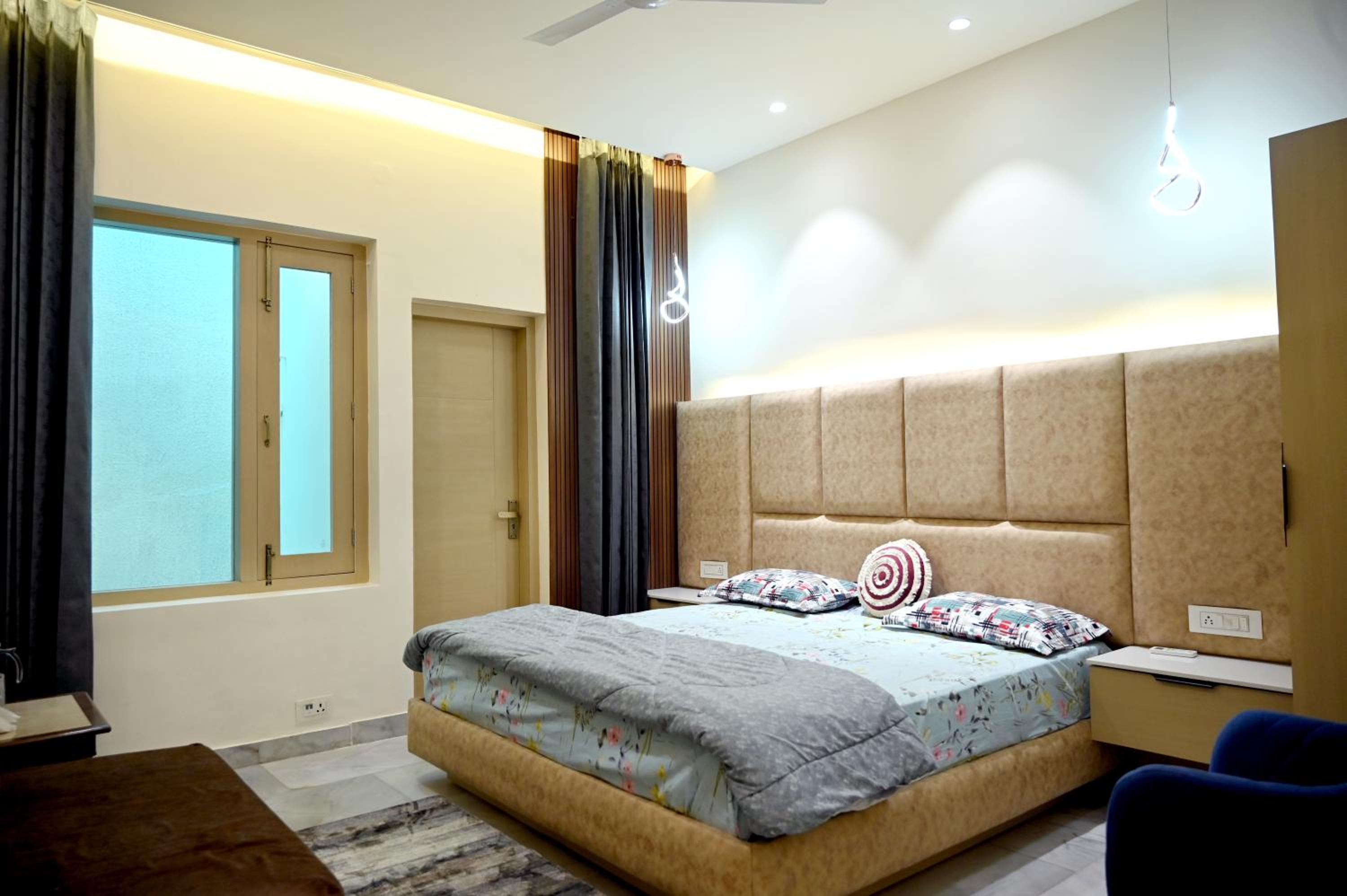 Three-Bedroom Villa photo 3
