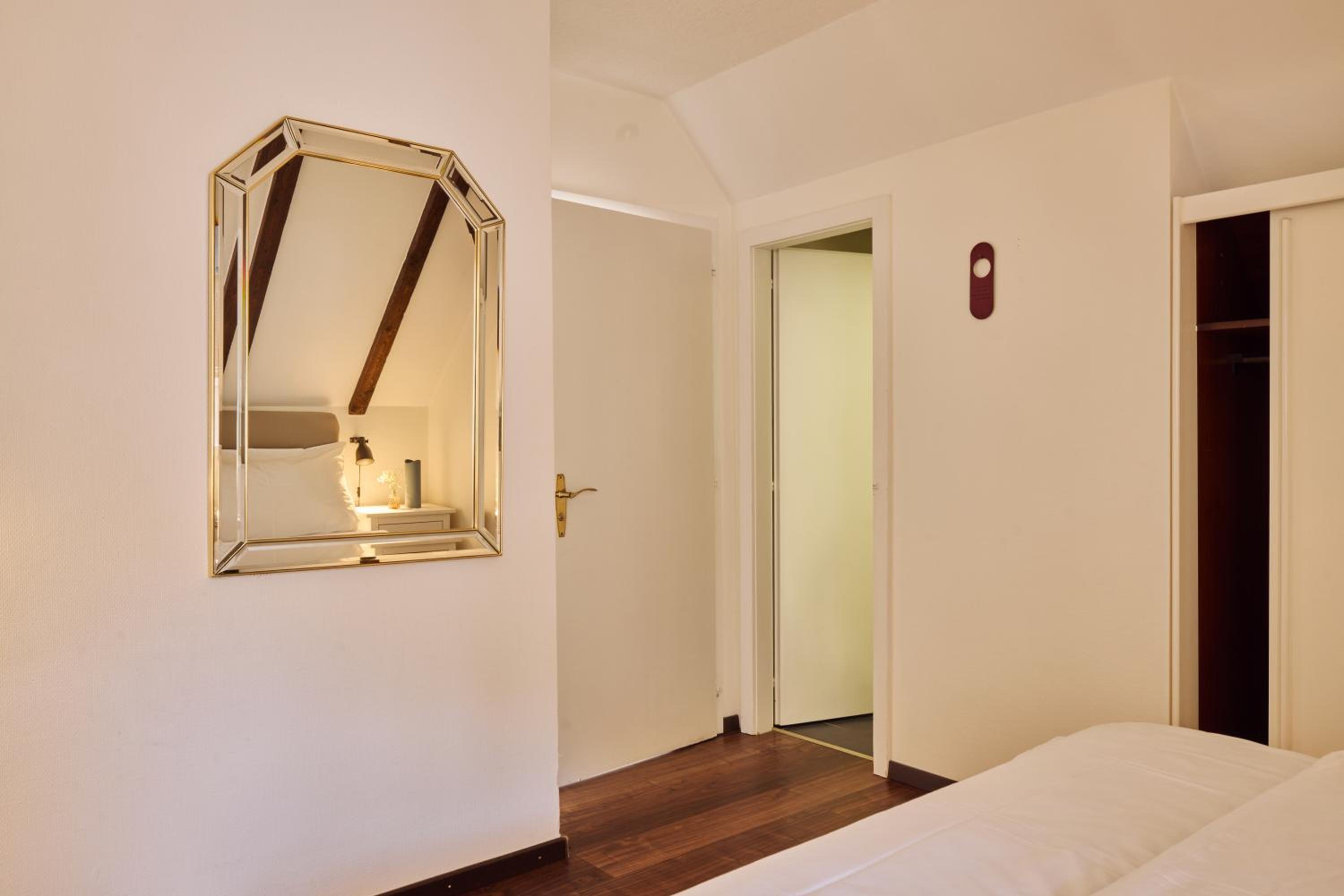 Double Room - Photo 3