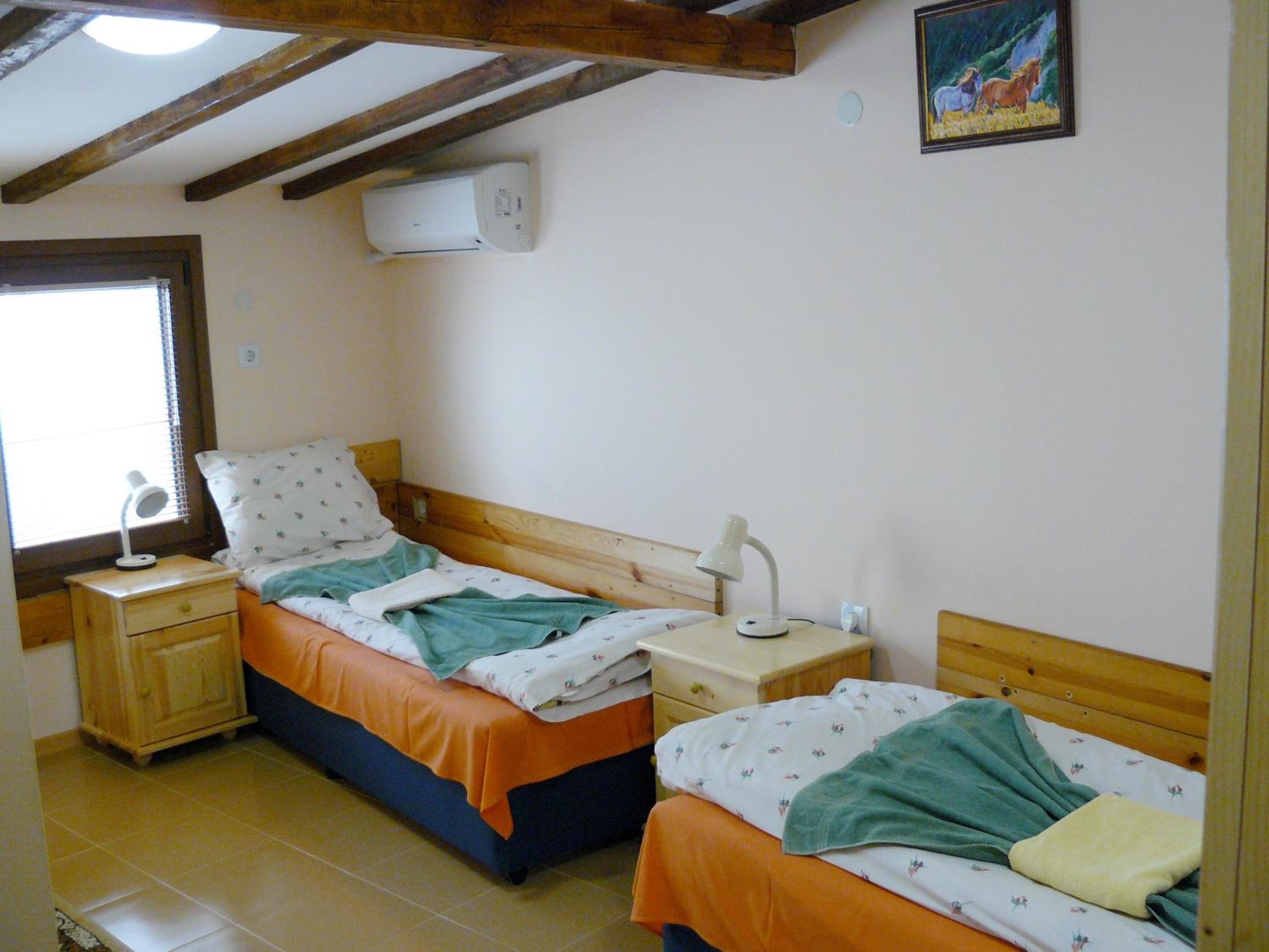 Single Room photo 2