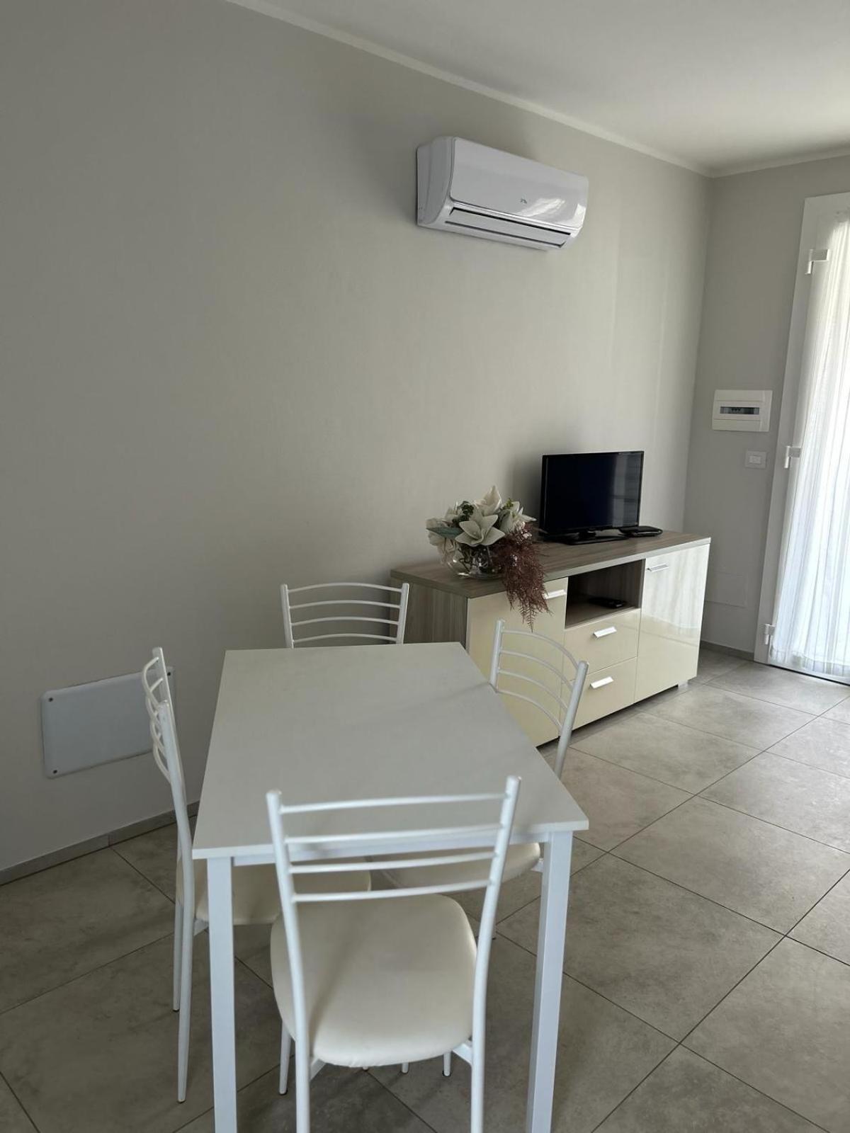 Apartment - Ground Floor photo 2
