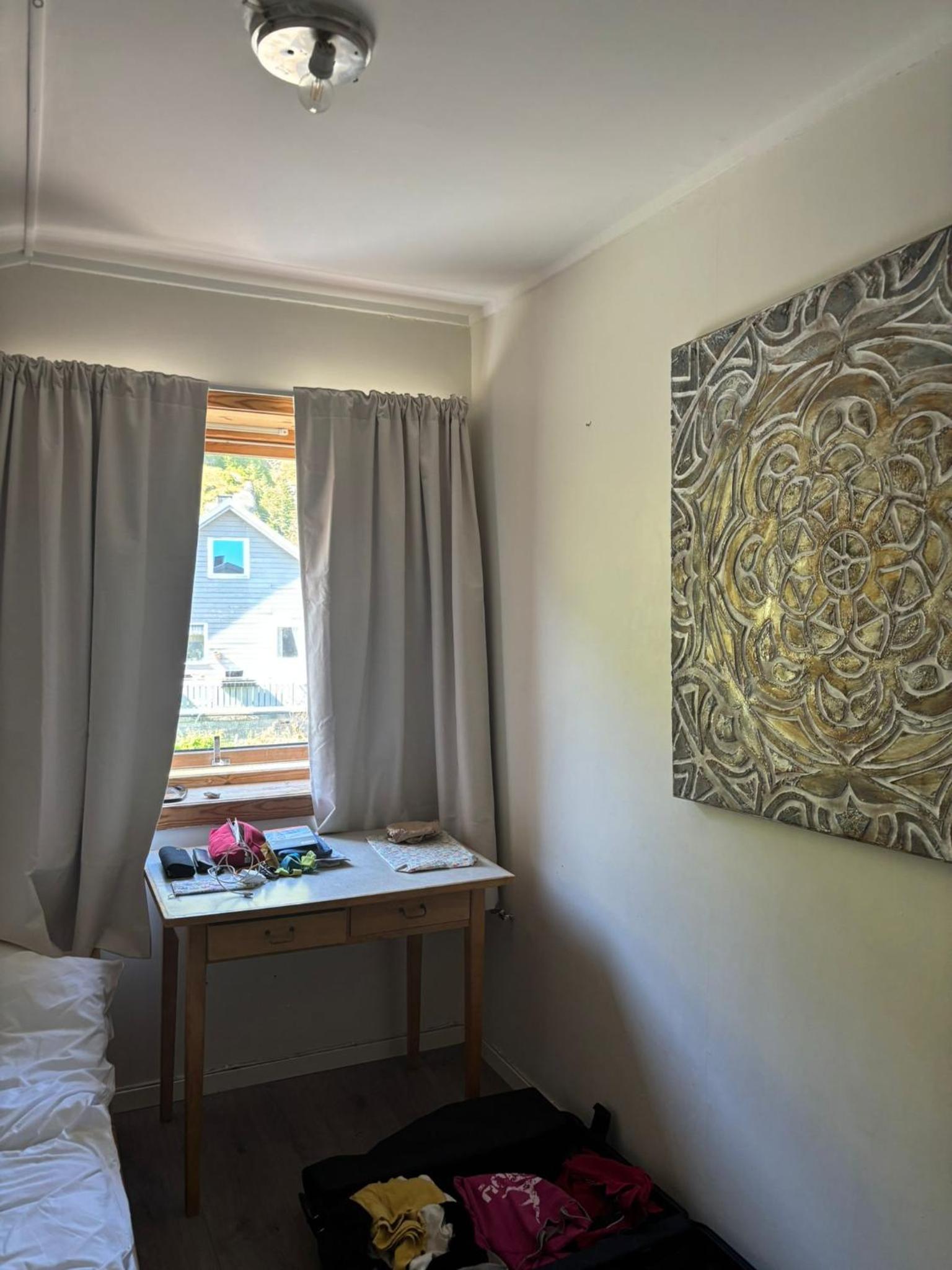 Double Room with Shared Bathroom photo 3