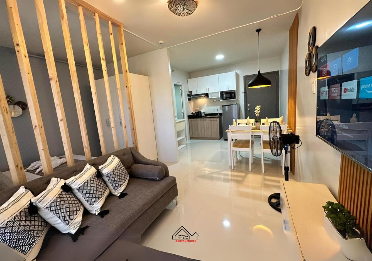 Studio with Balcony