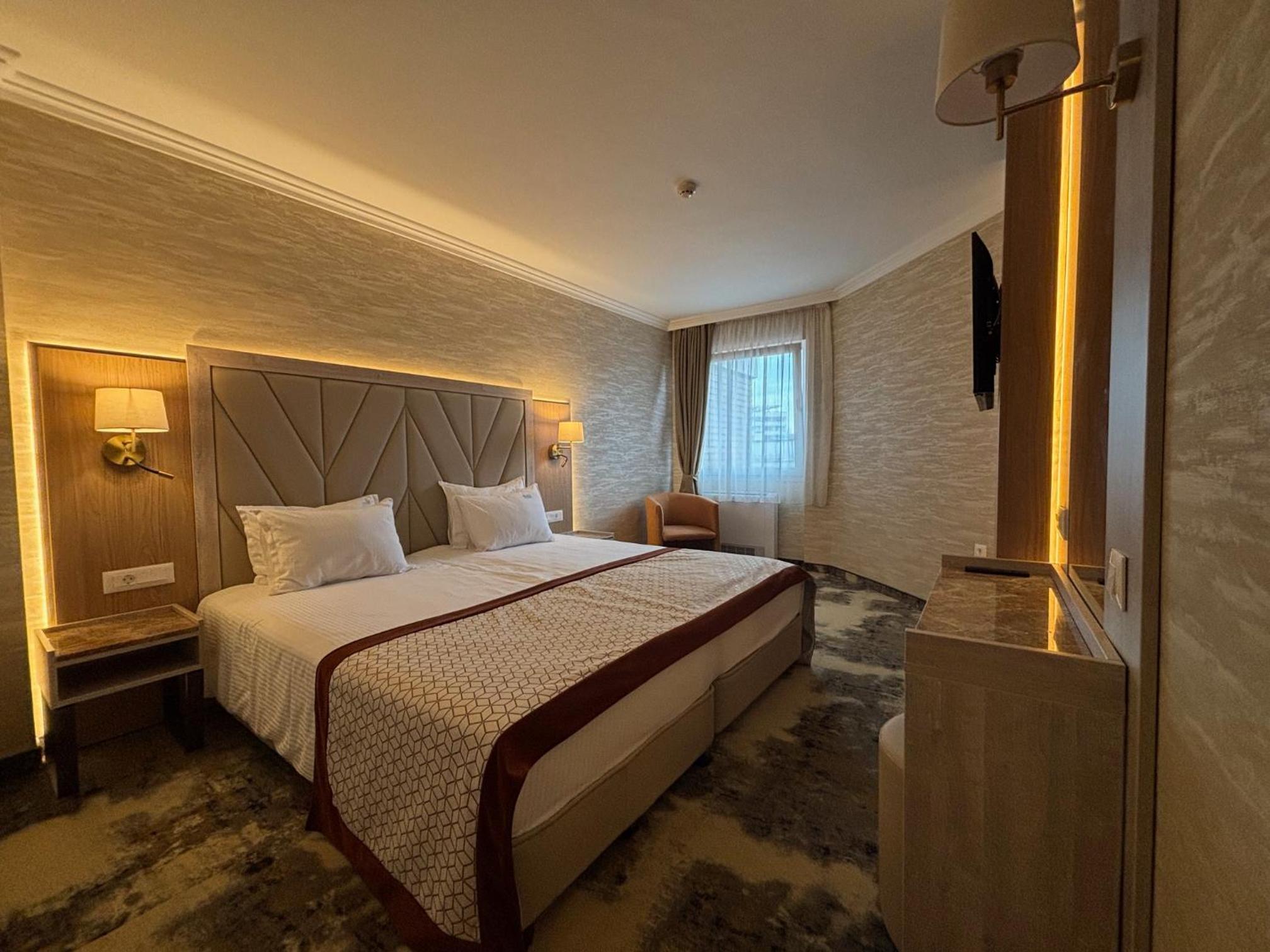 Double Room Comfort without Balcony photo 1