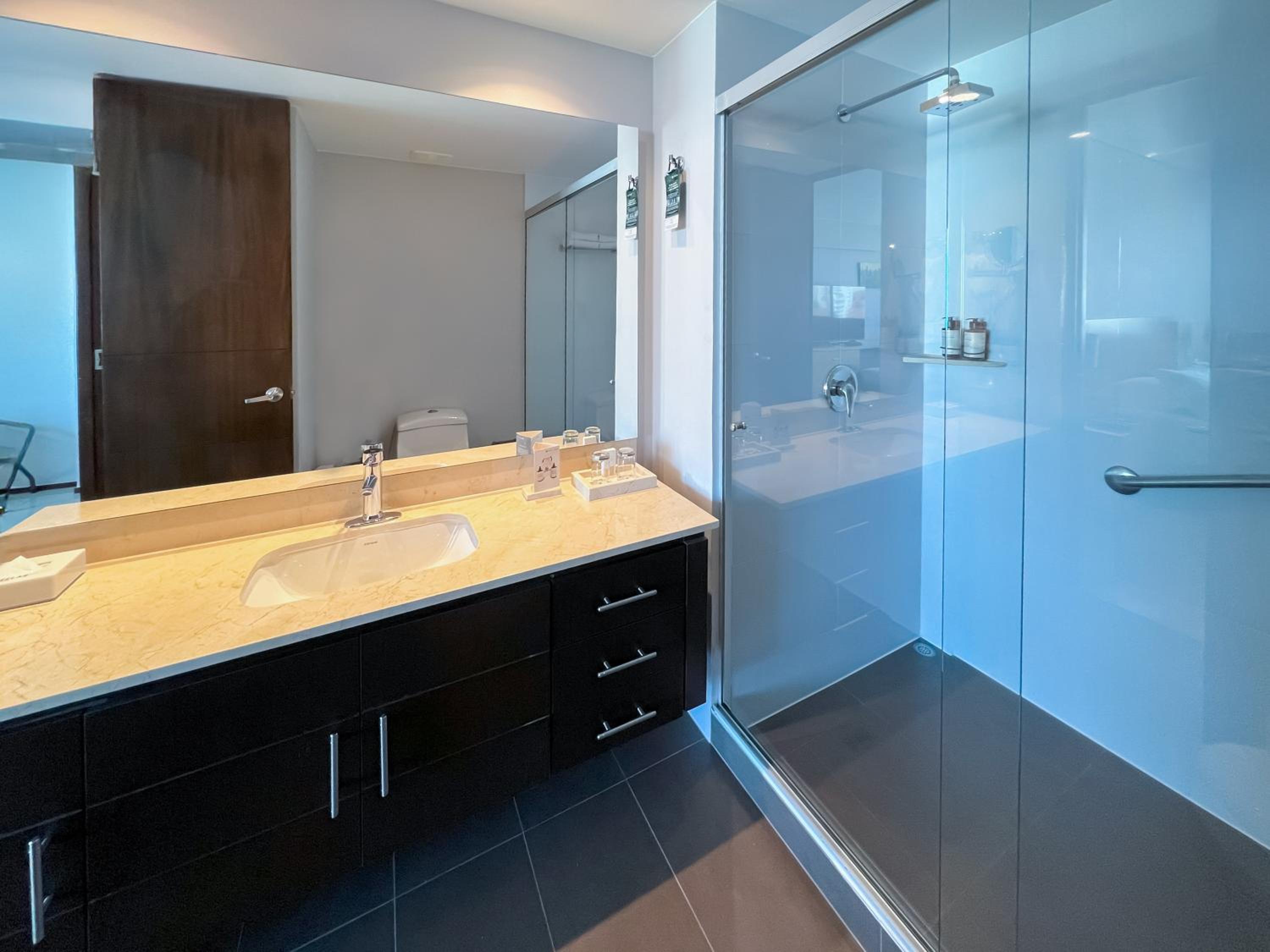 Suite photo 2