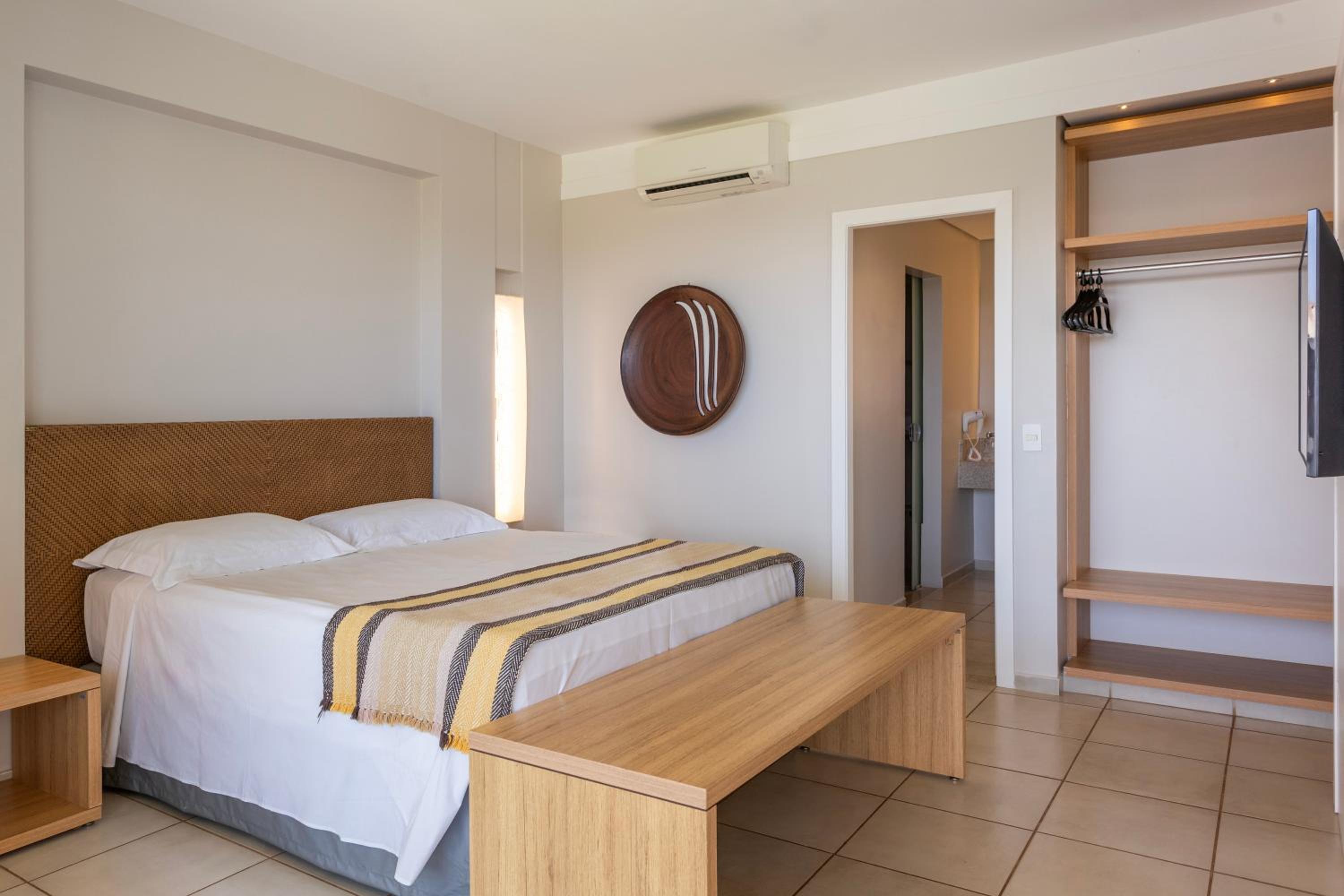 Master Suite with Access to Hot Park and Parque das Fontes photo 3