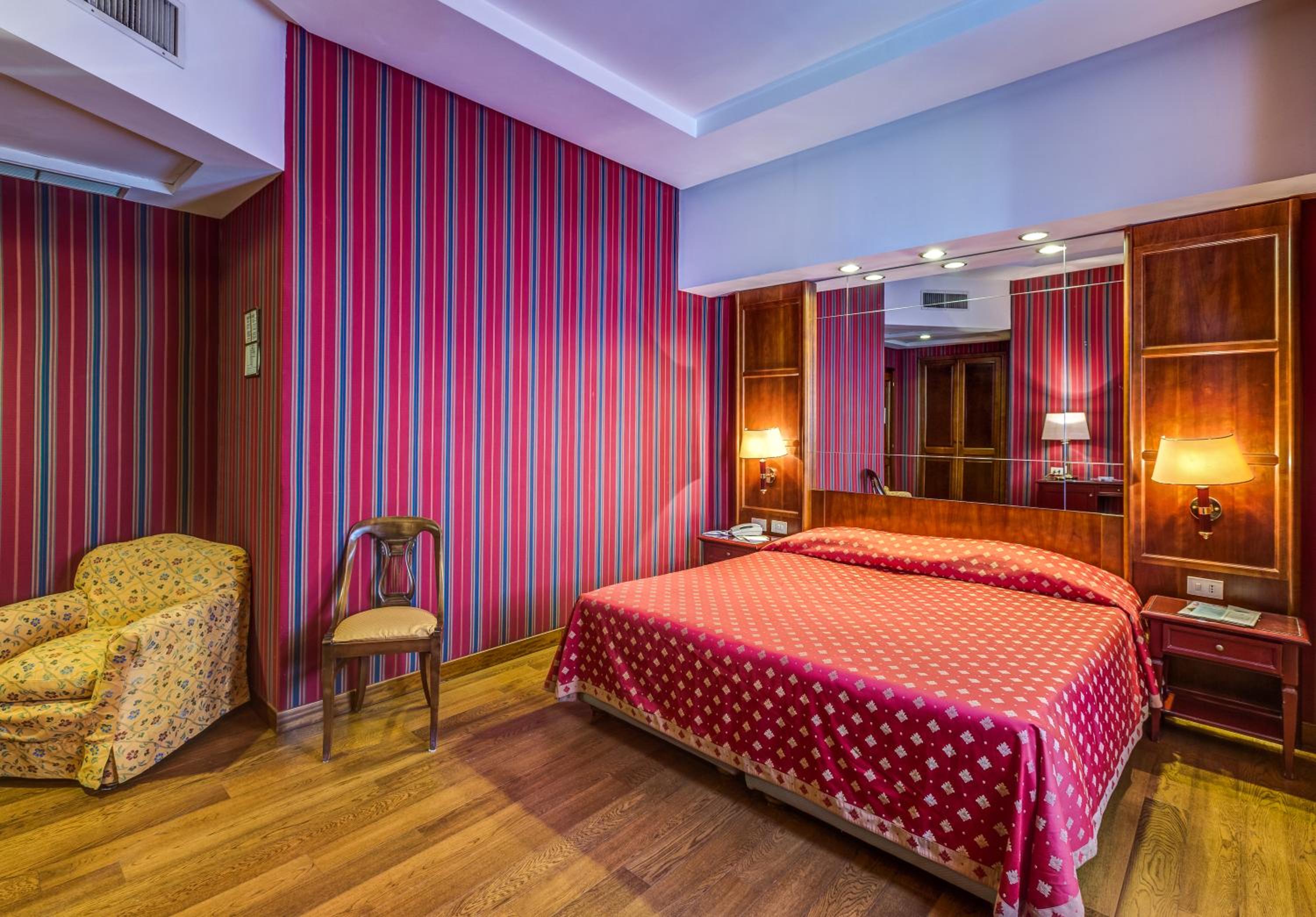 Superior Double or Twin Room photo 2