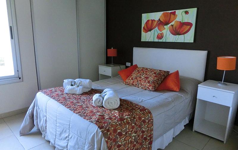 One-Bedroom House photo 1