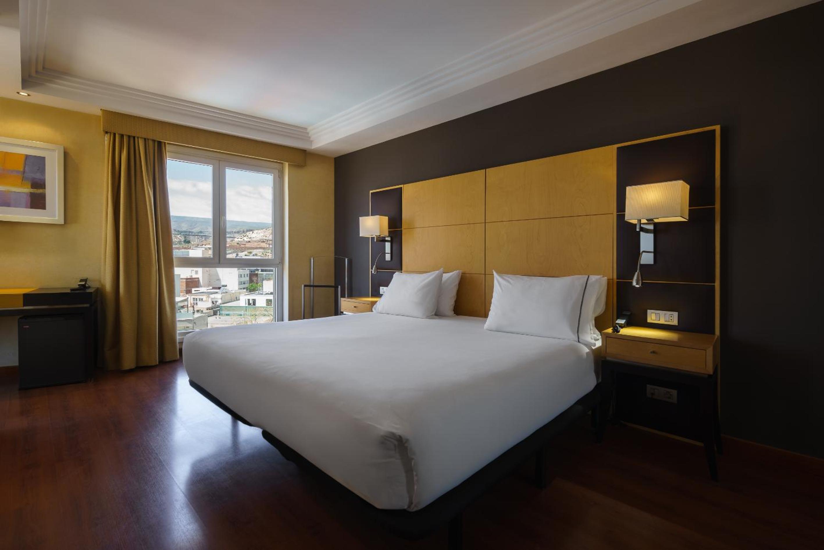 Double or Twin Room - Photo 3