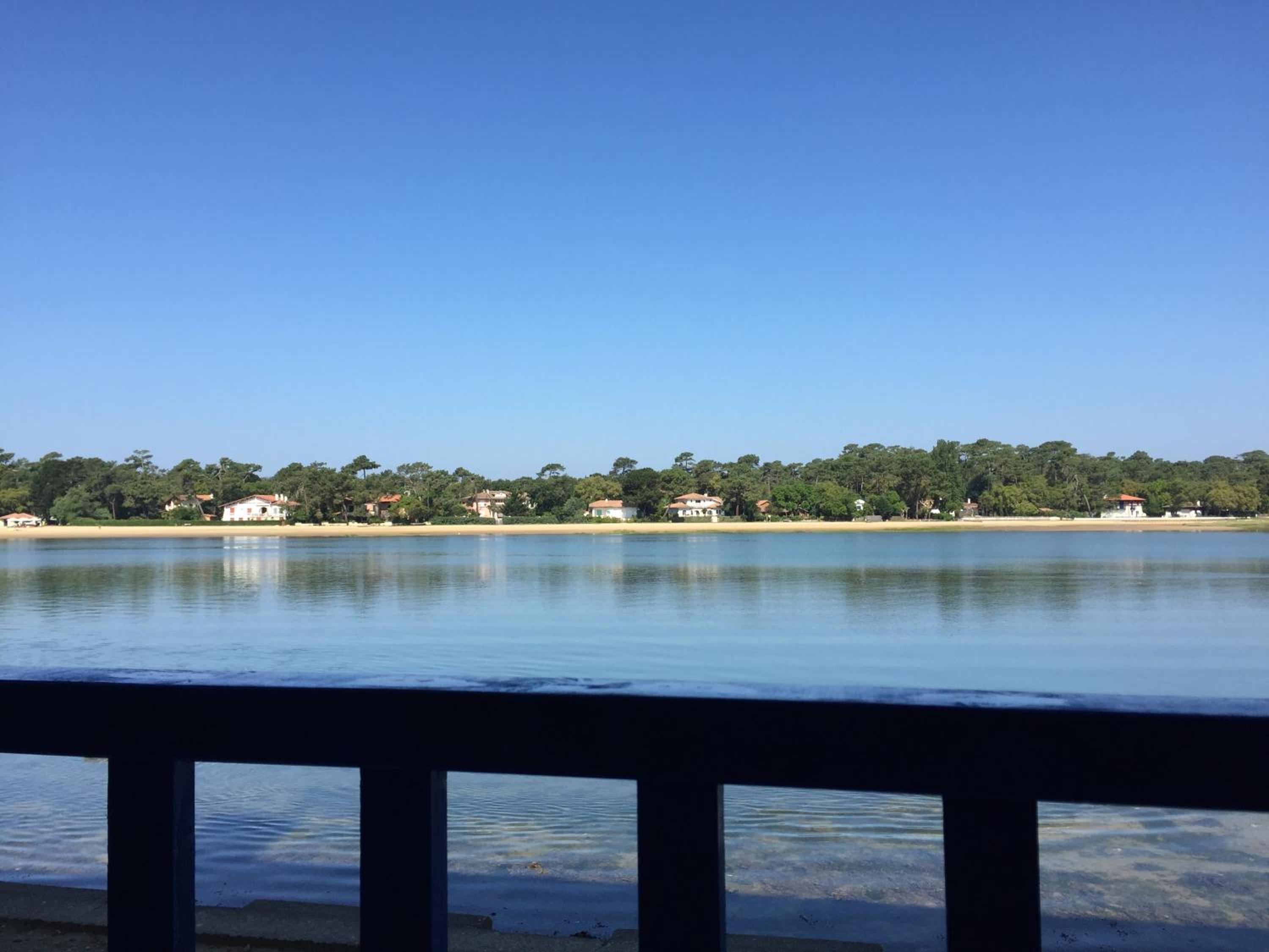 Premium Double Room With Lake View - Photo 12