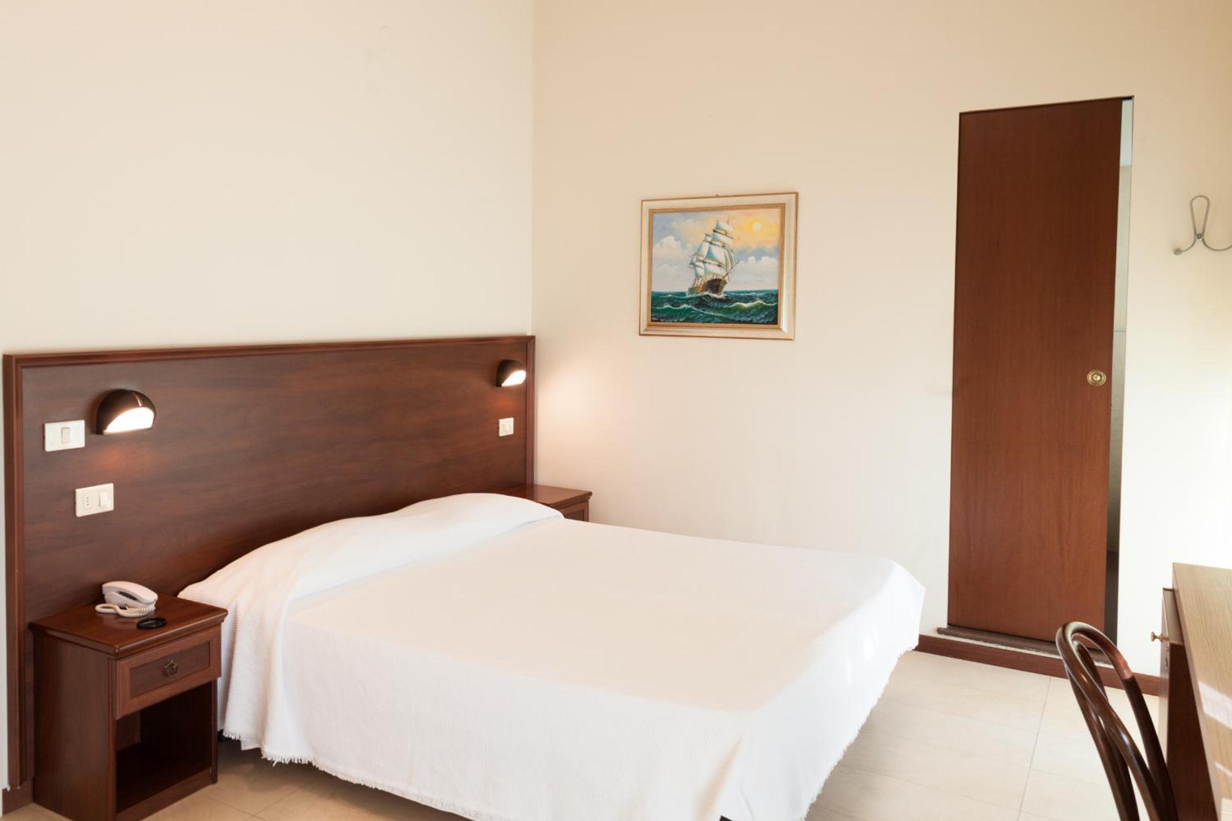 Double Room with Balcony photo 1