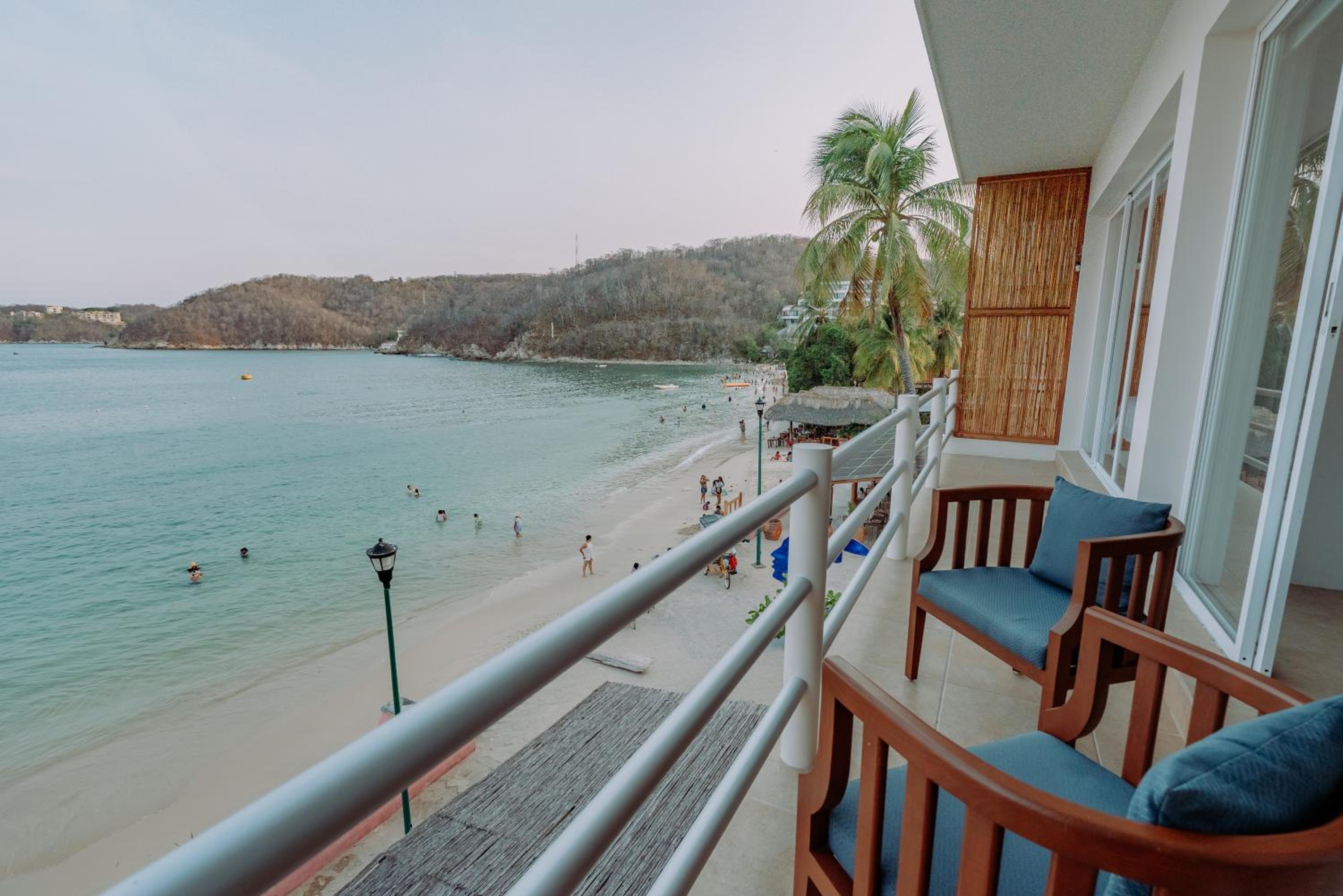 One-Bedroom Apartment with Sea View and Terrace