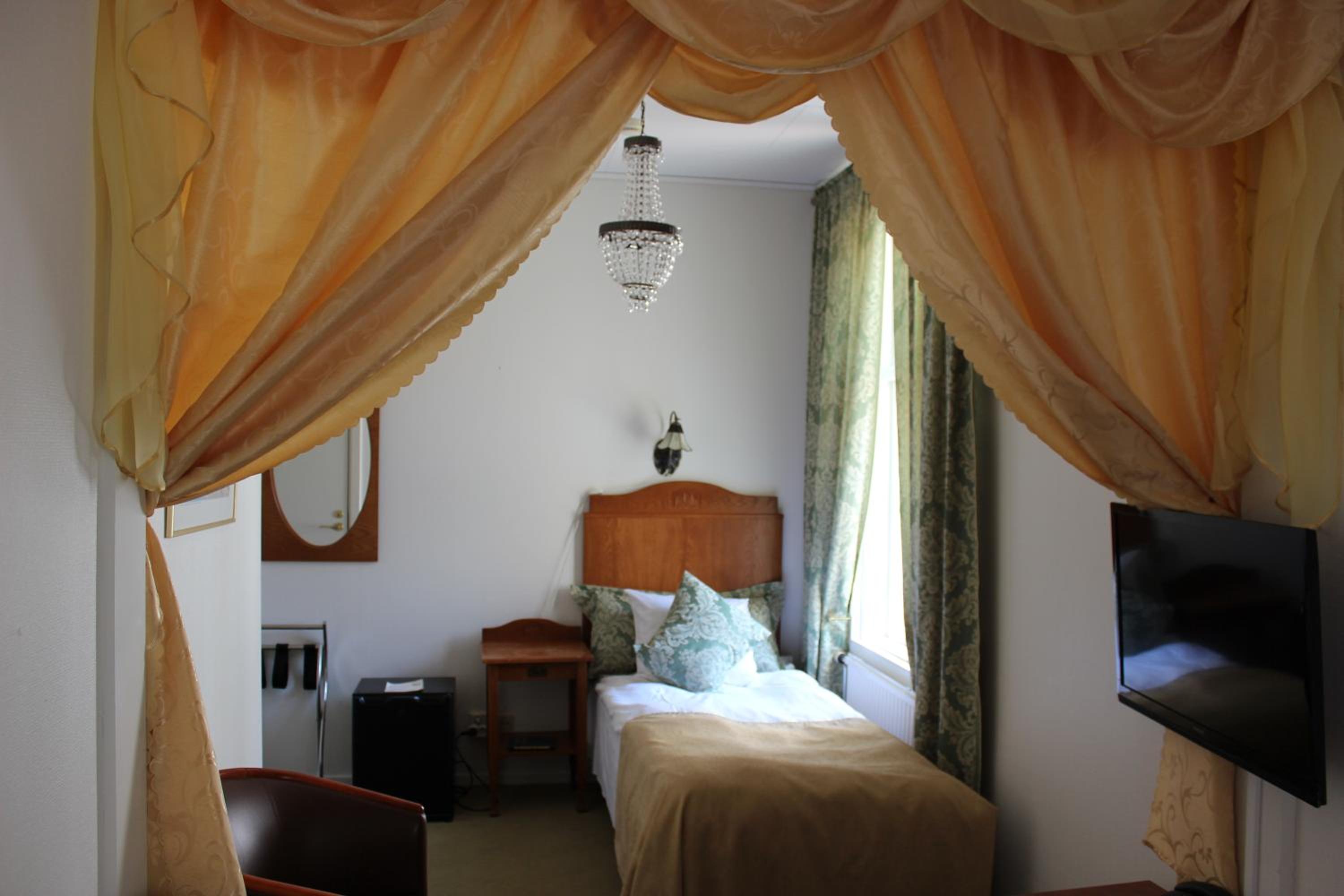 Standard Twin Room photo 1