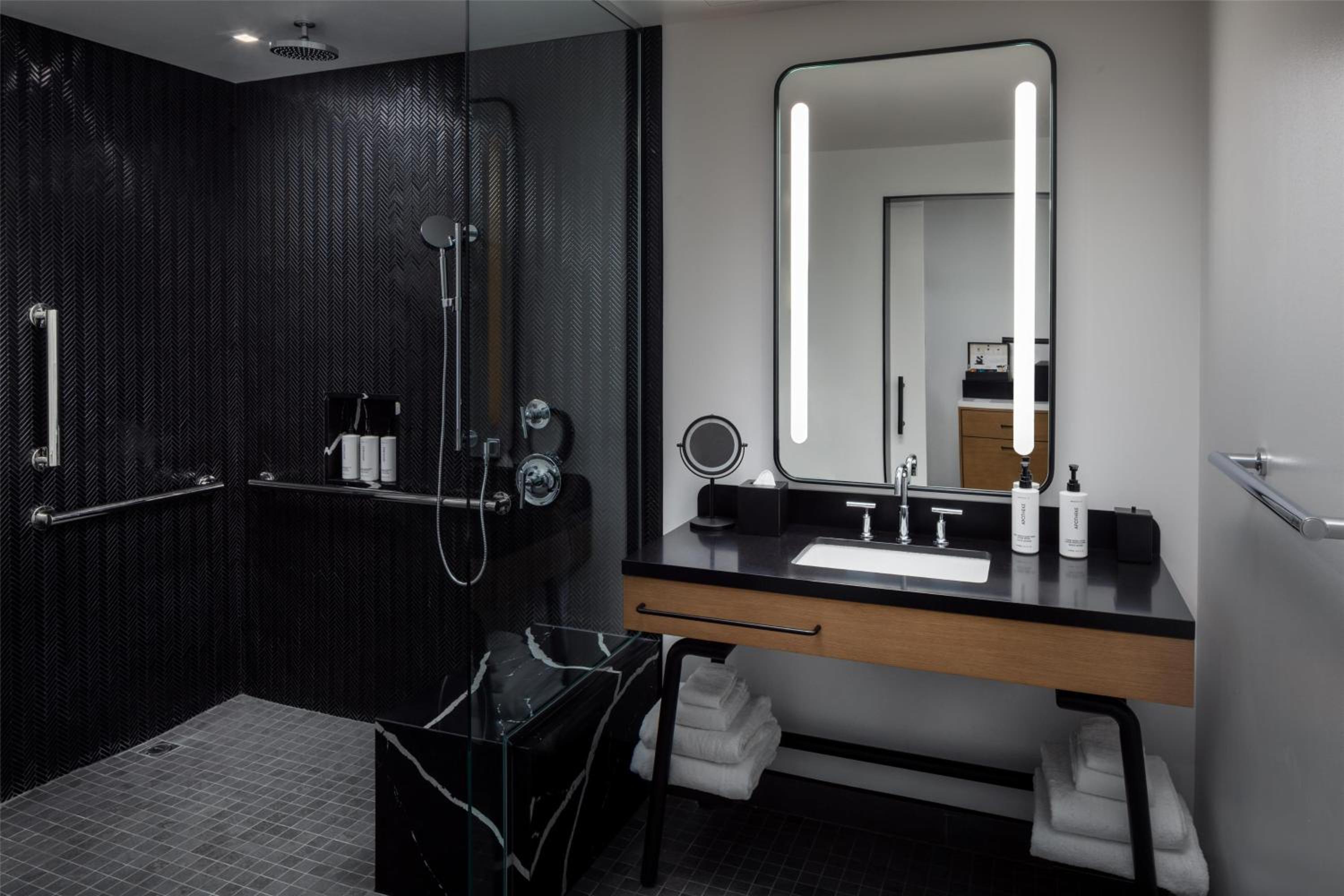 Queen Room with Two Queen Beds and Roll-In Shower - Mobility Access - Photo 1