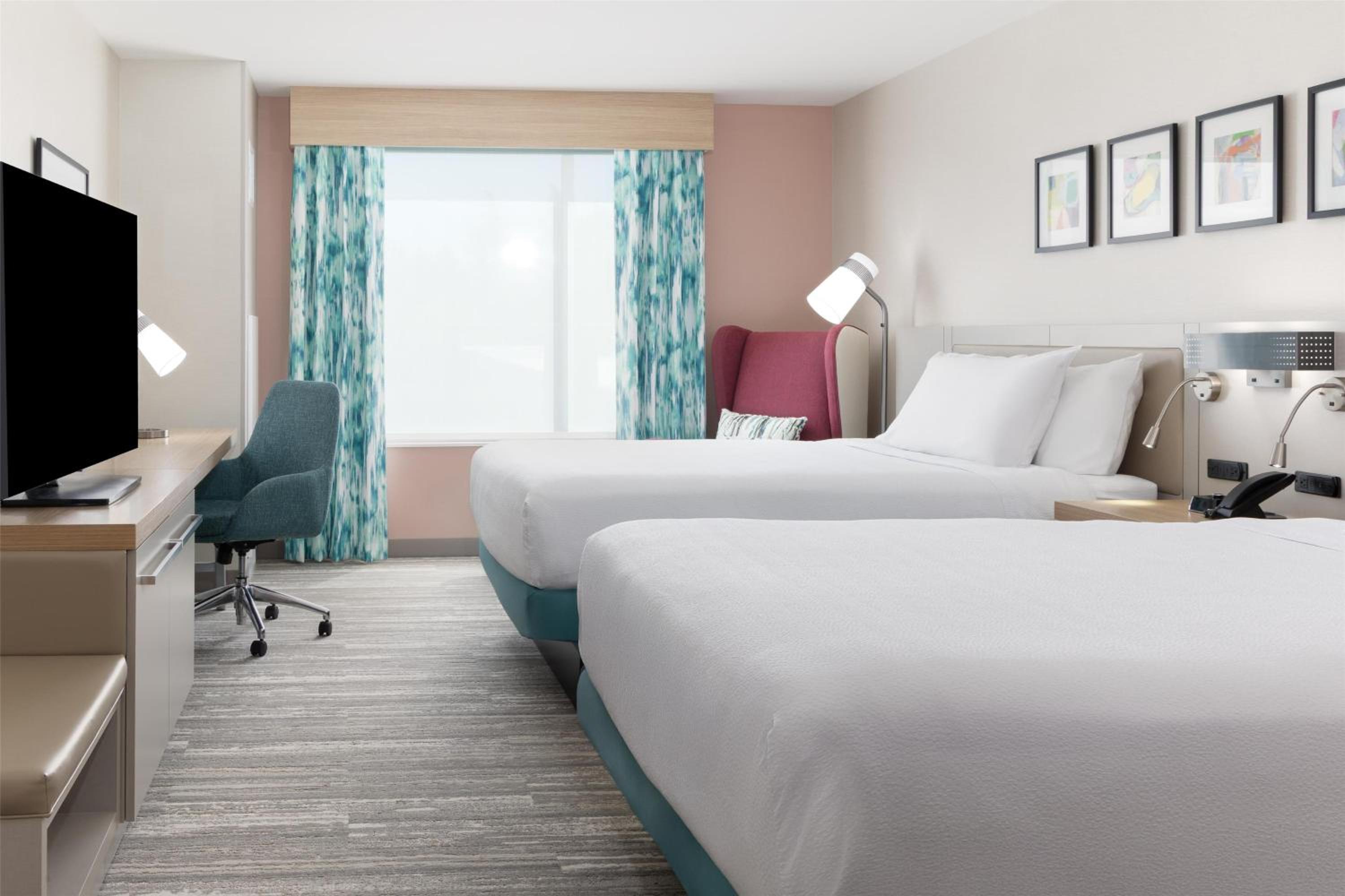 Queen Room with Two Queen Beds - Hearing Access - Photo 2