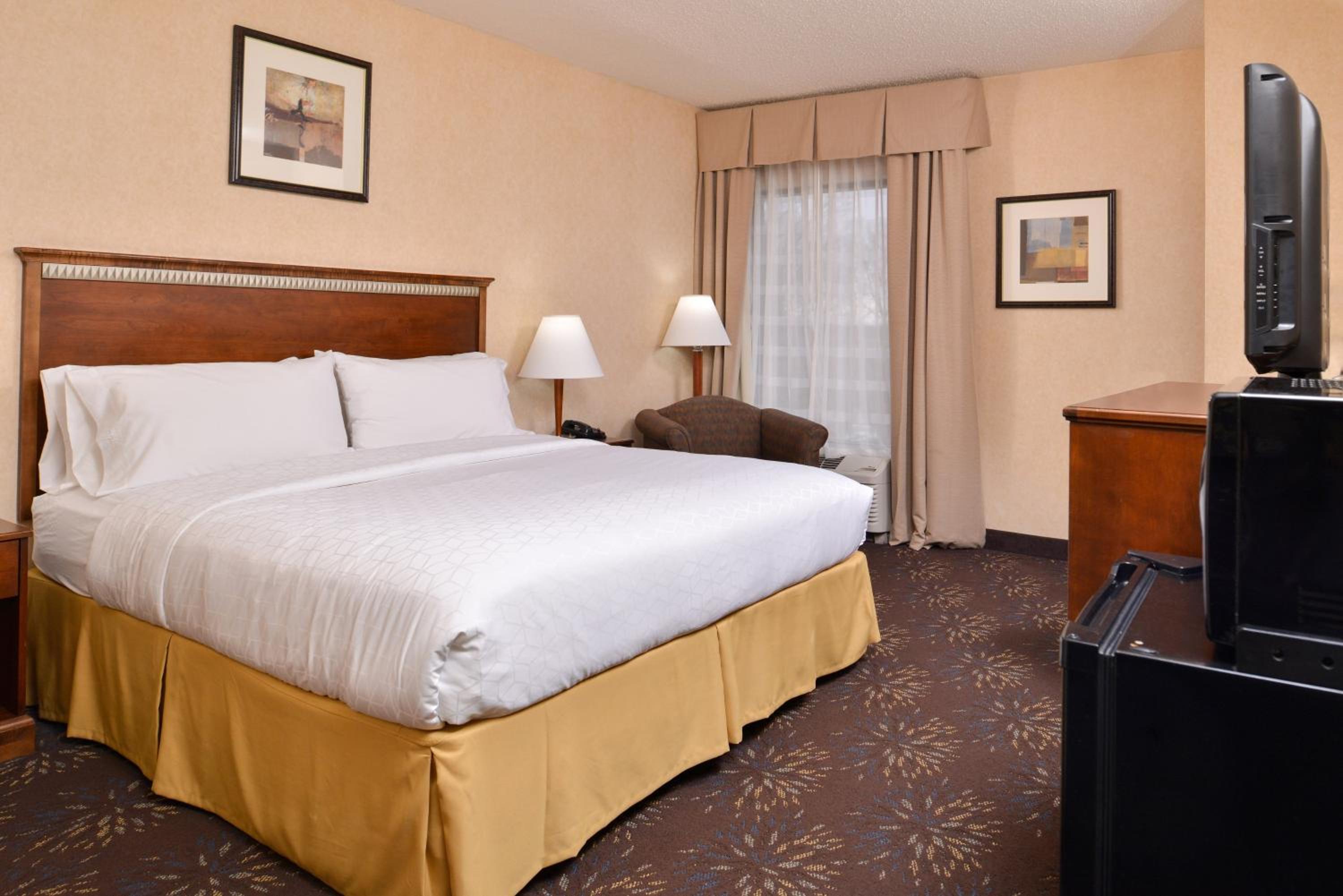 Standard Room - Photo 1