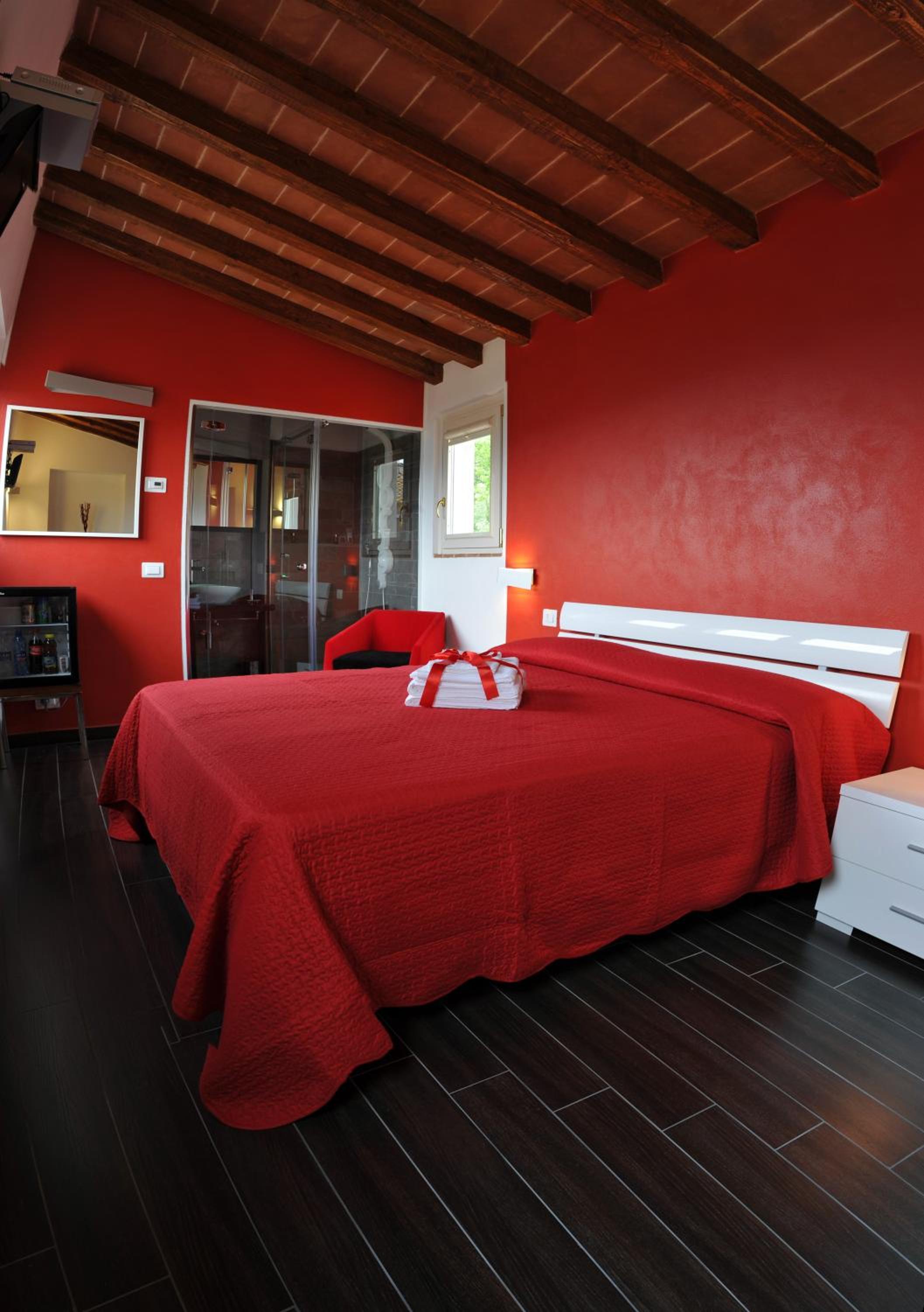 Suite photo 1