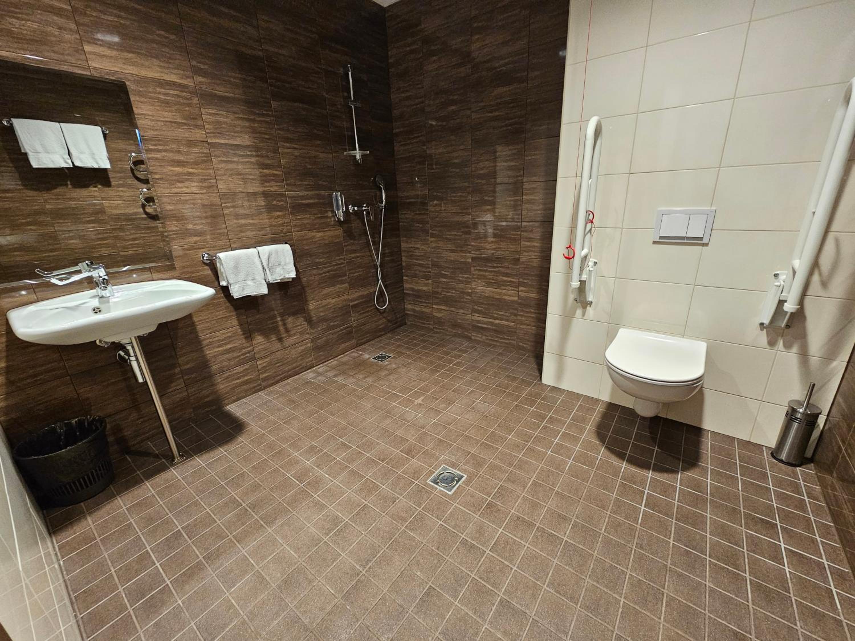 Twin Room - Disability Access