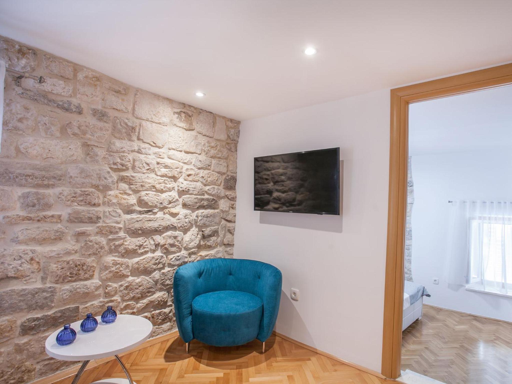 Duplex Apartment - Photo 9