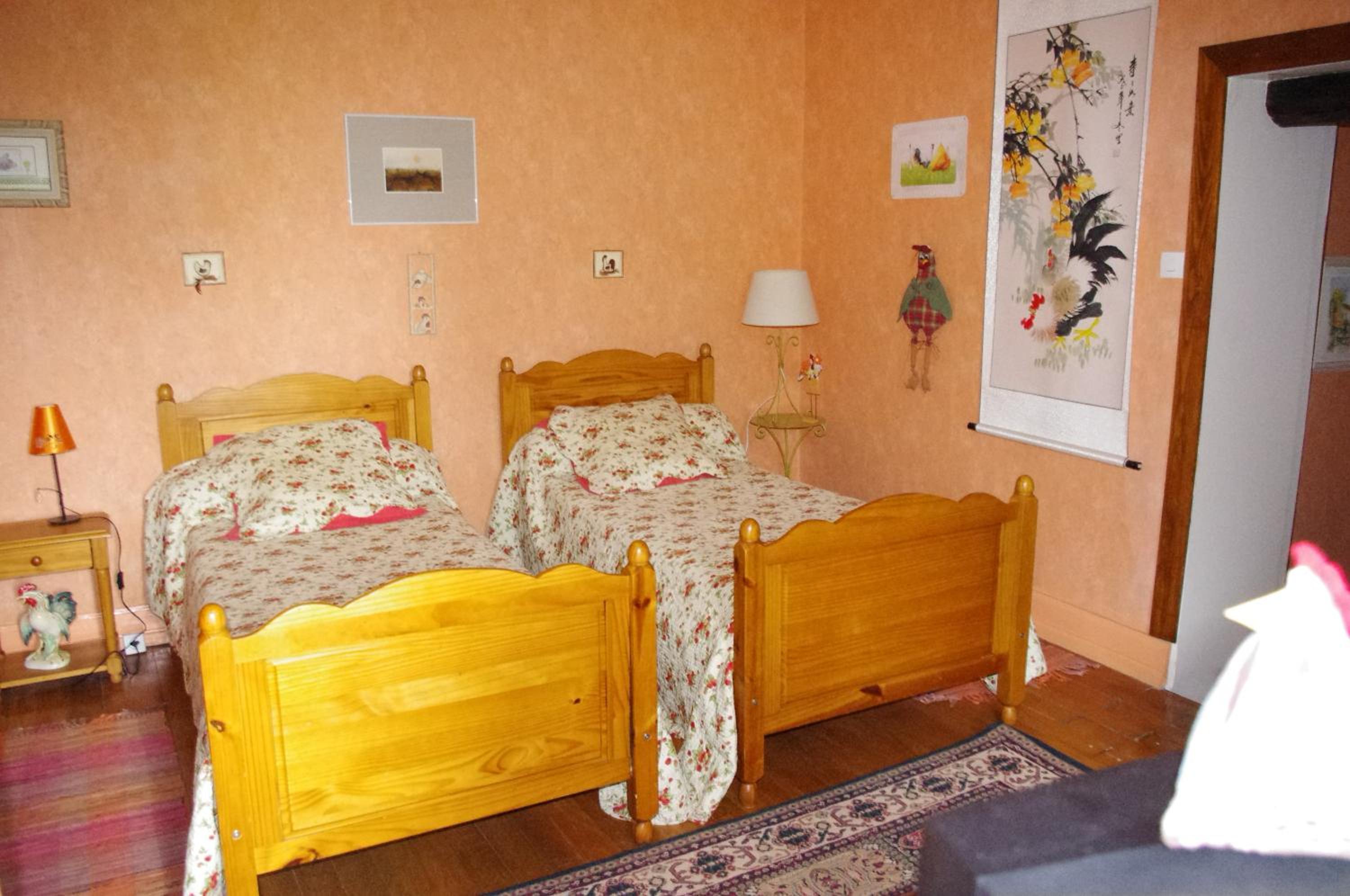 Twin Room - Photo 7