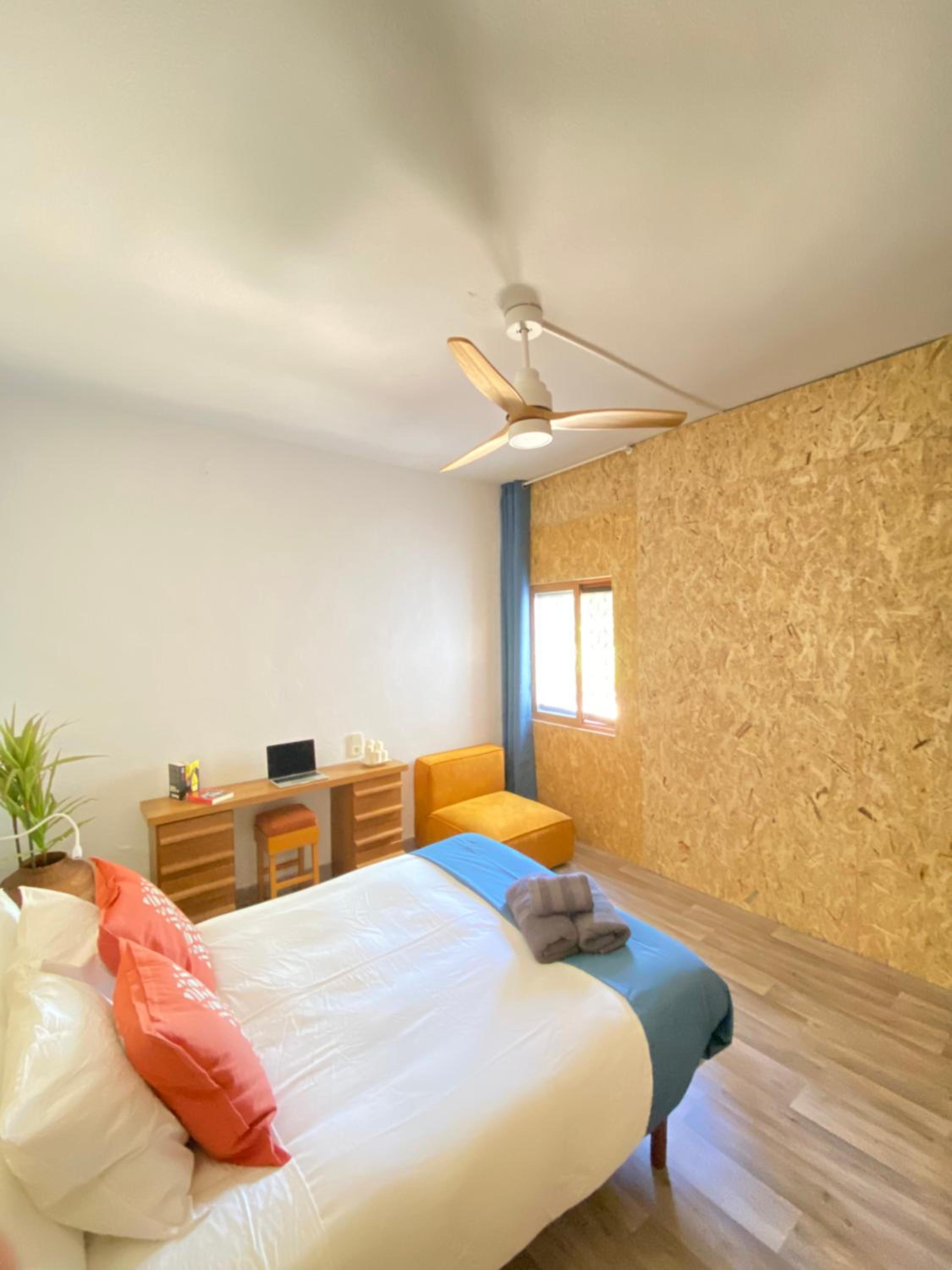 Large Double Room photo 2