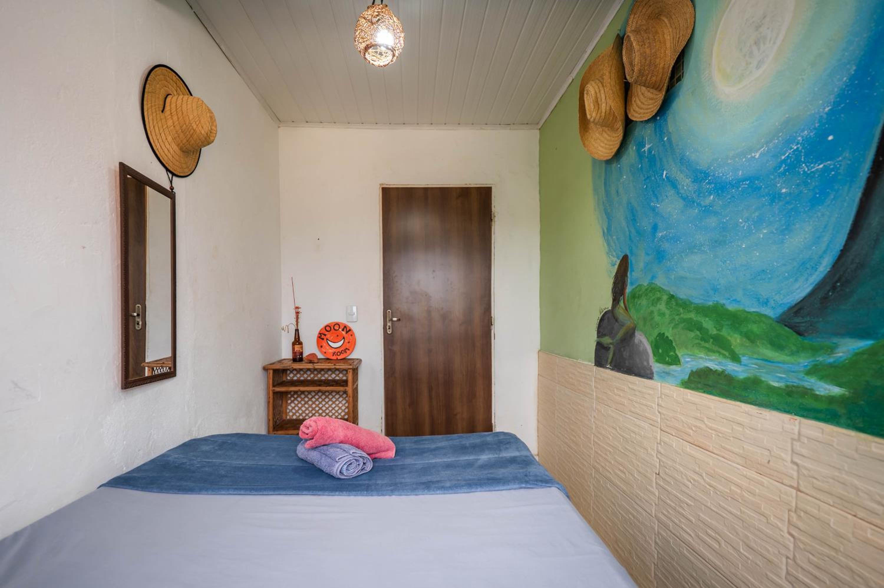 Double Room with Shared Bathroom photo 3