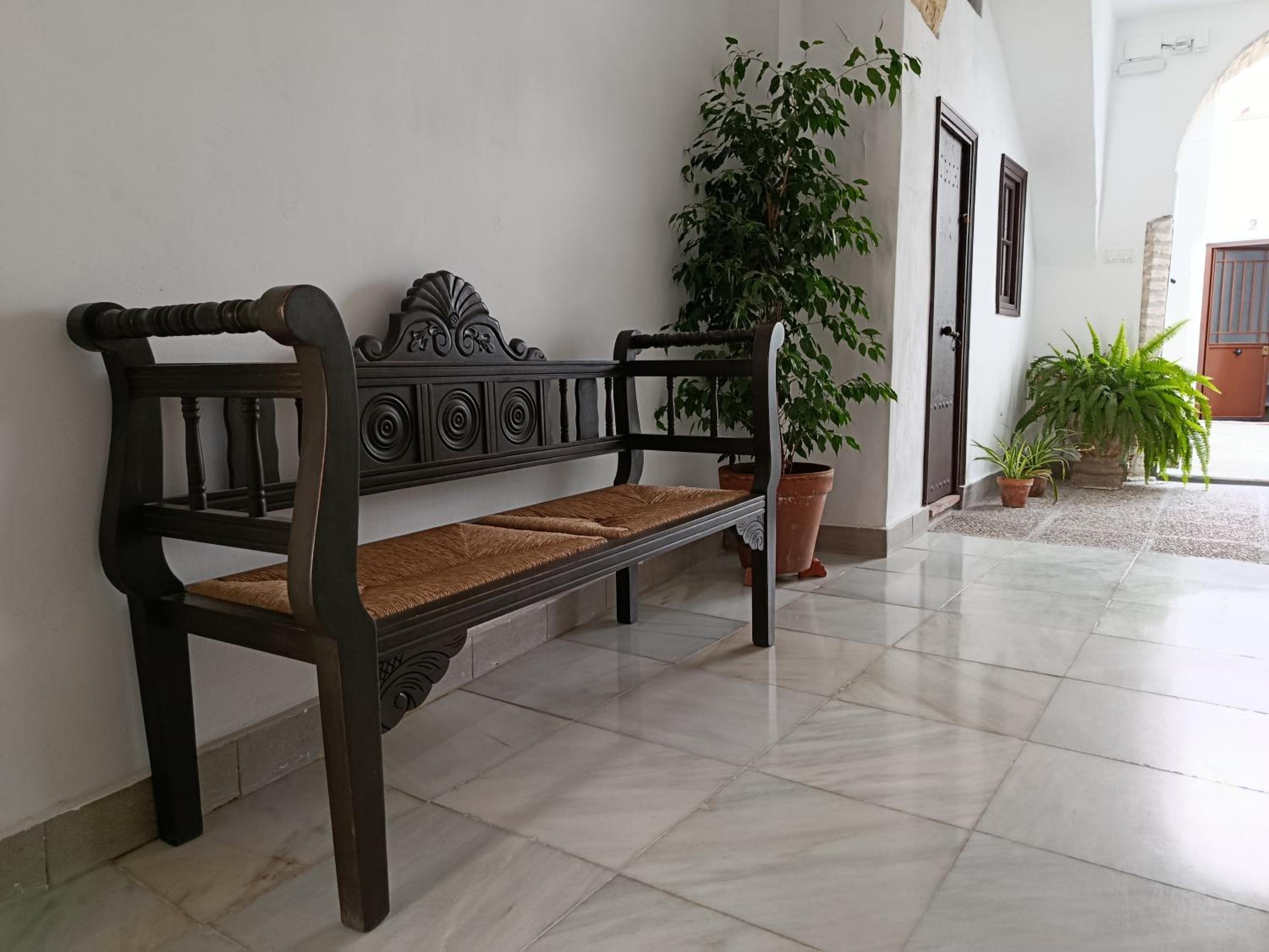 Apartment - Ground Floor photo 2