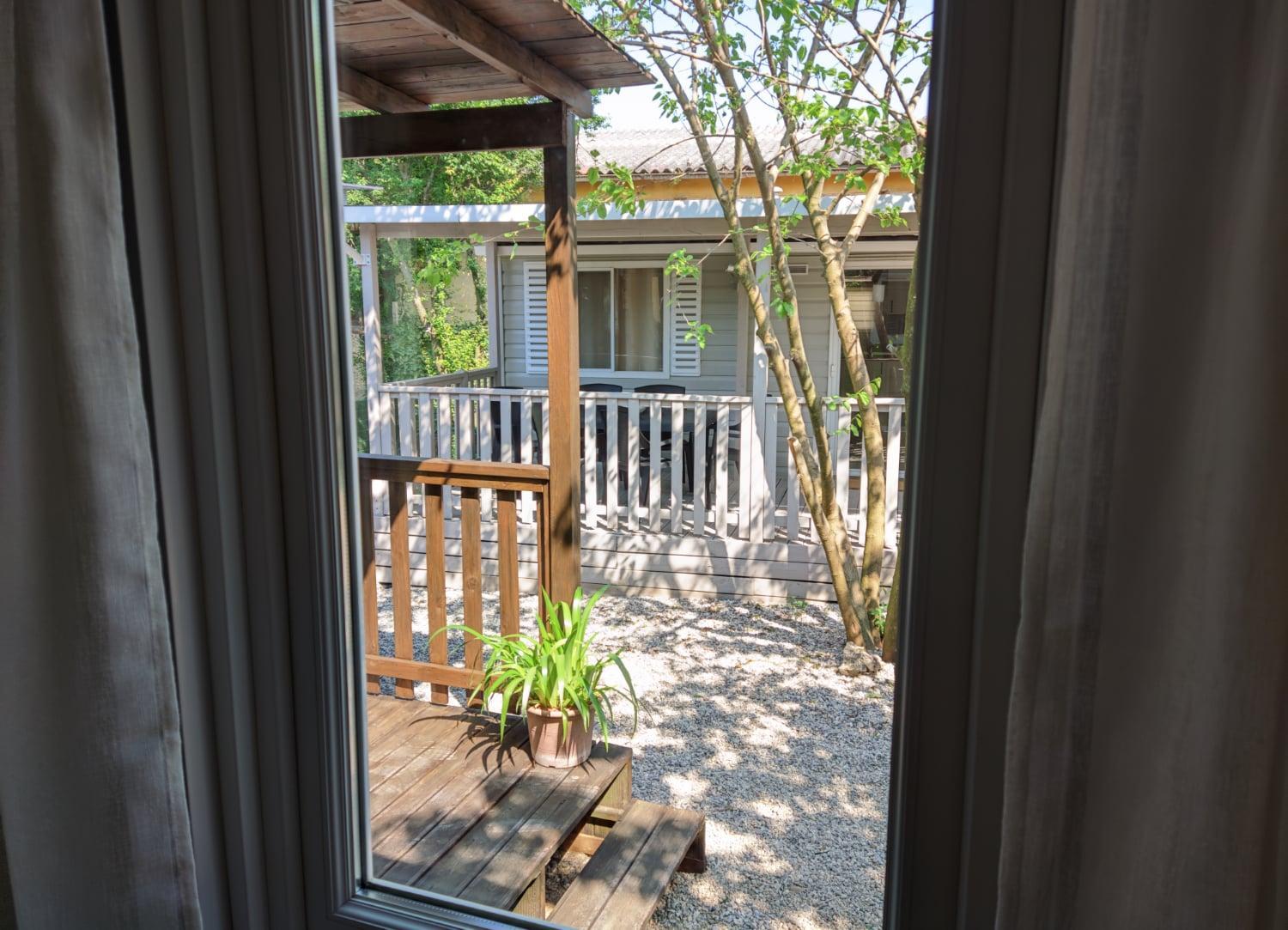 Mobile Home with Garden  photo 3