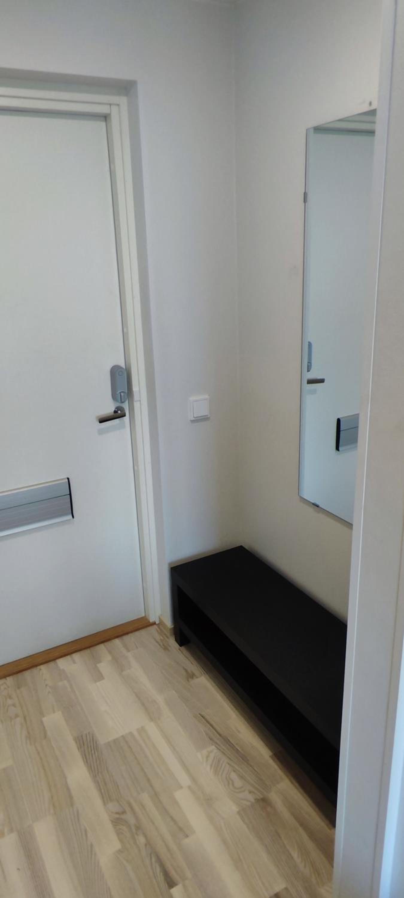 One-Bedroom Apartment photo 3