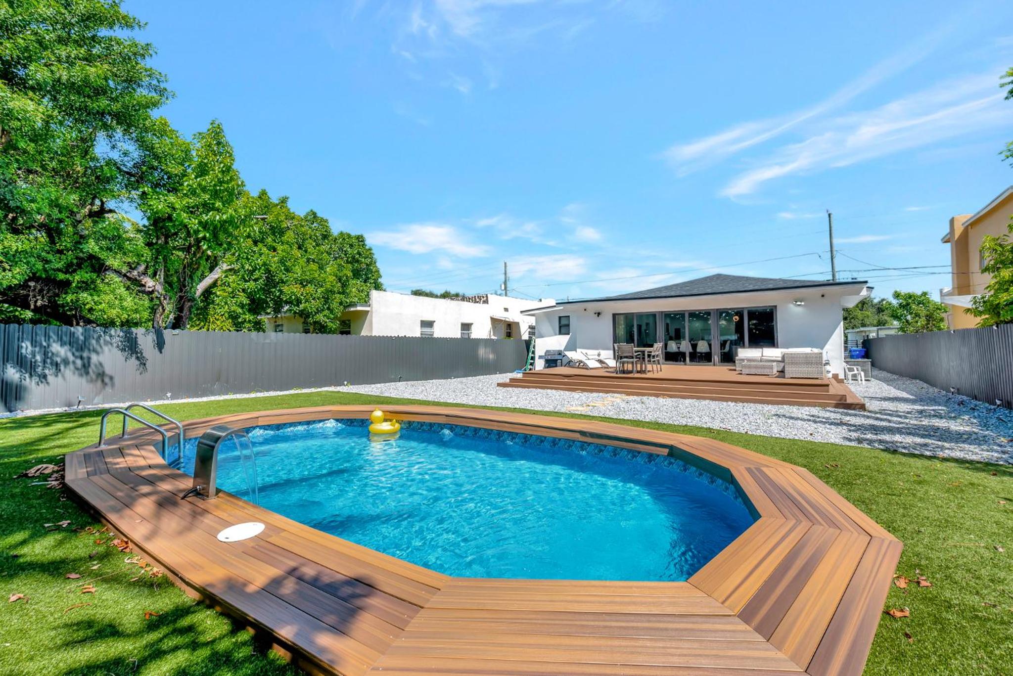 Villa photo 3