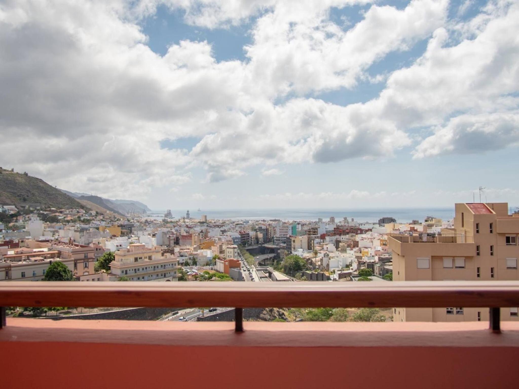 Four-Bedroom Apartment with Balcony