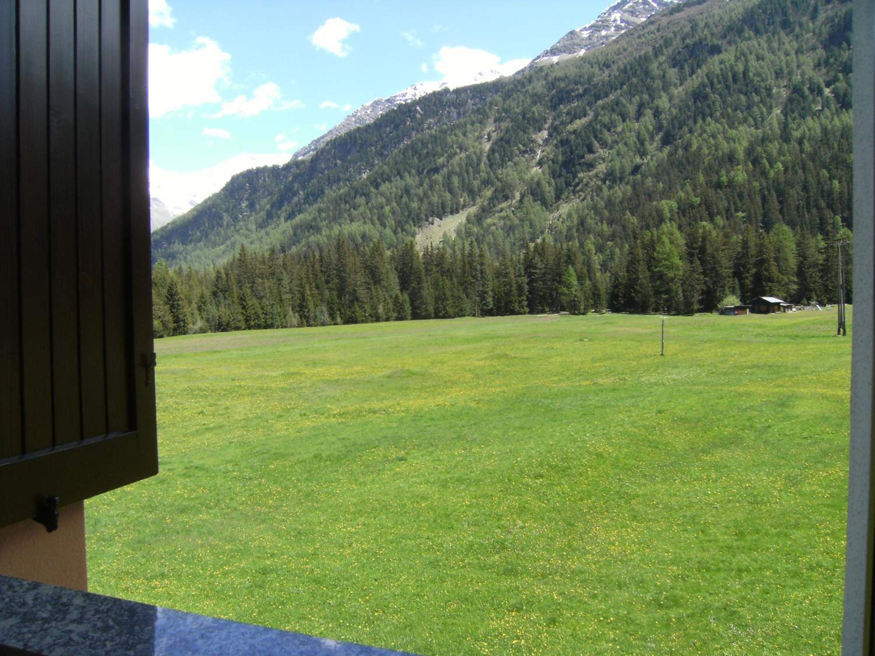 Twin Room with Balcony - Photo 8