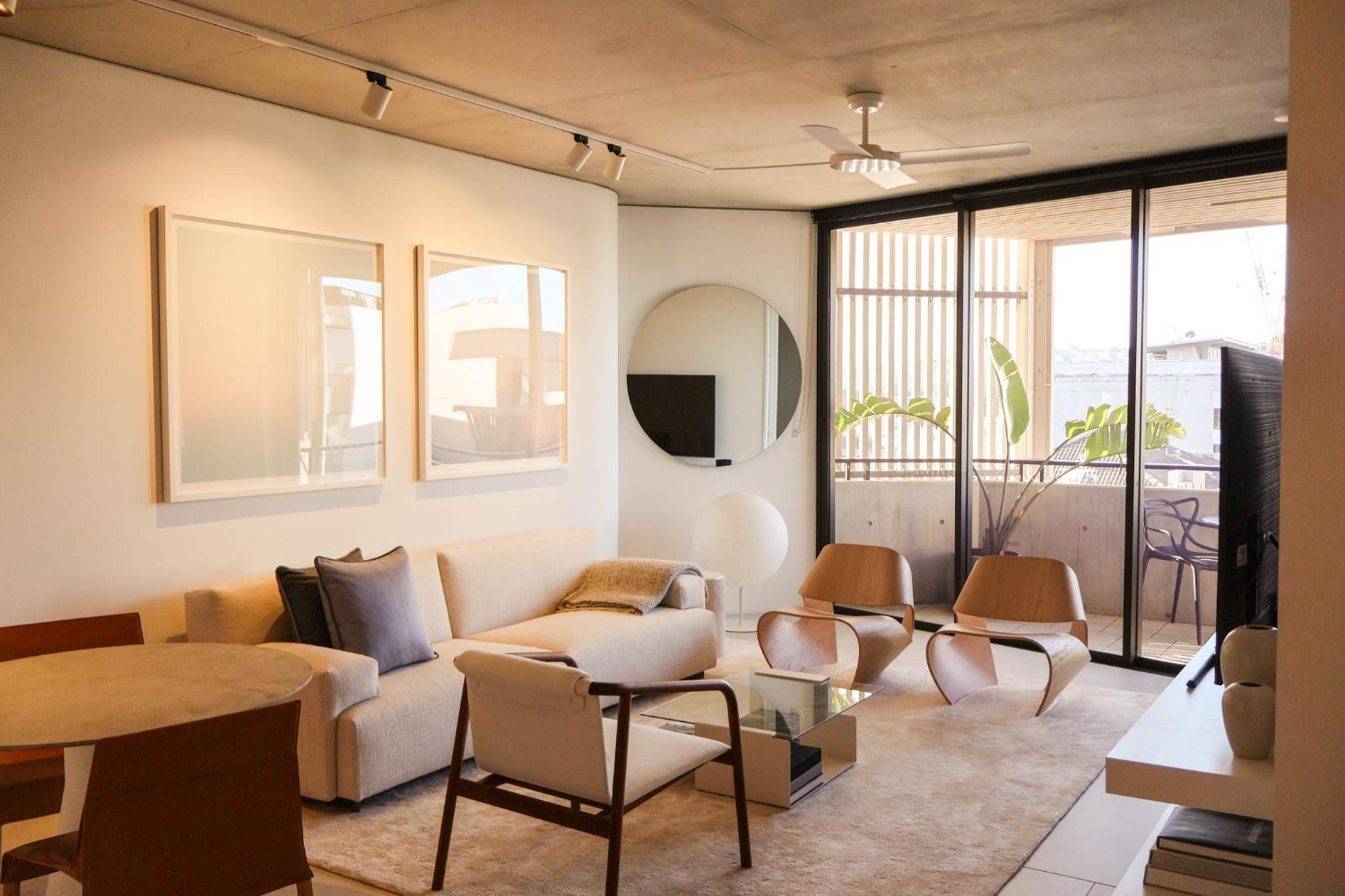 Pipi apartment level 4 (building next door) photo 2