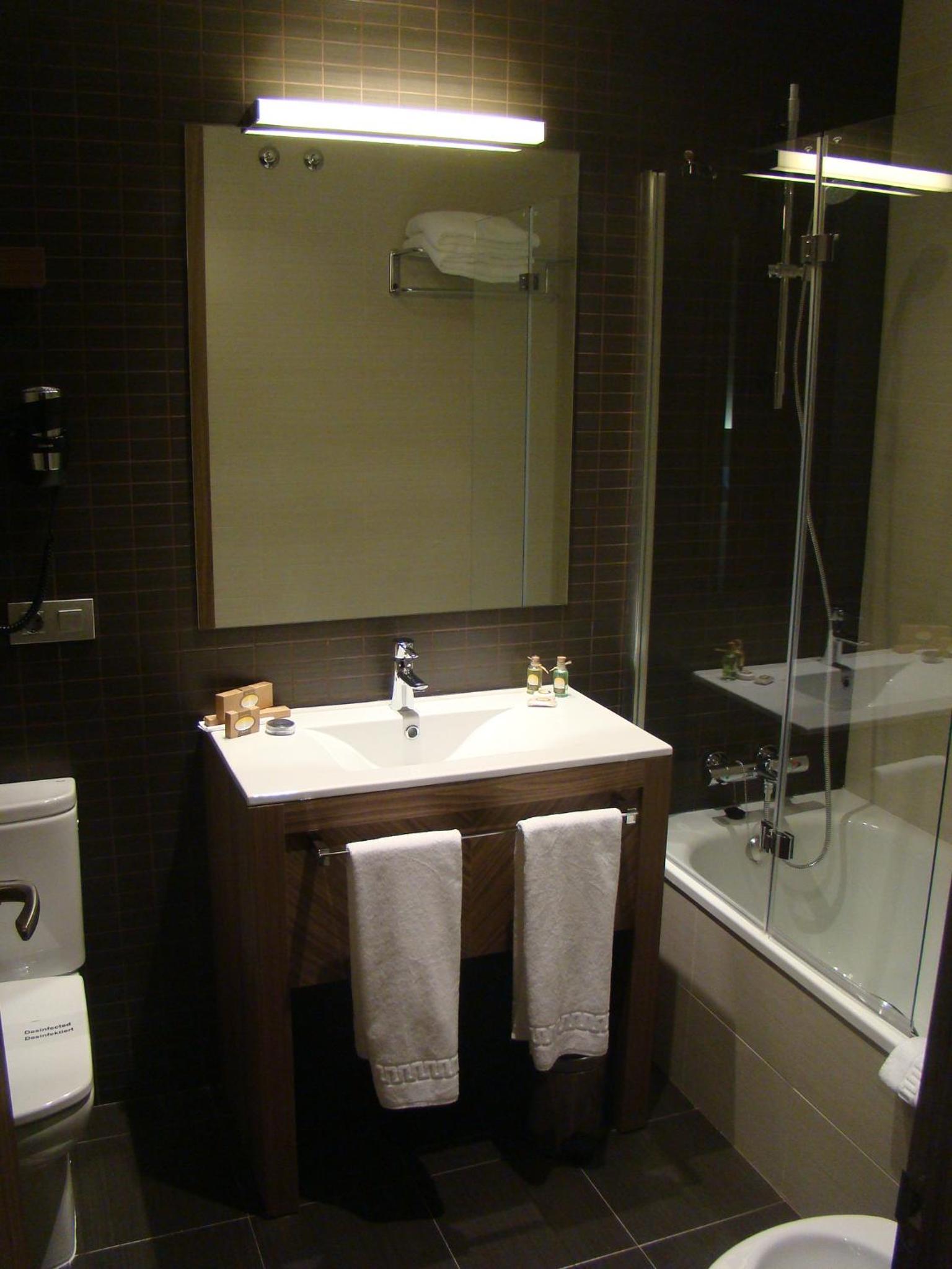 Economy Double or Twin Room - Photo 2
