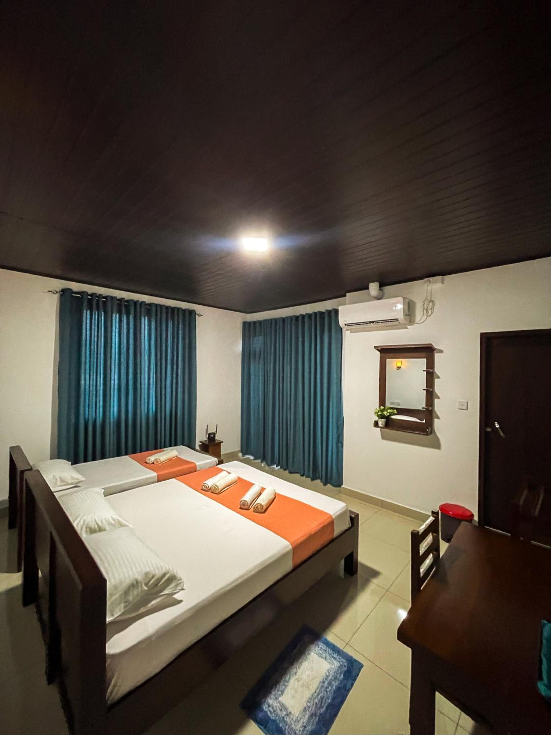 Deluxe Triple Room photo 3