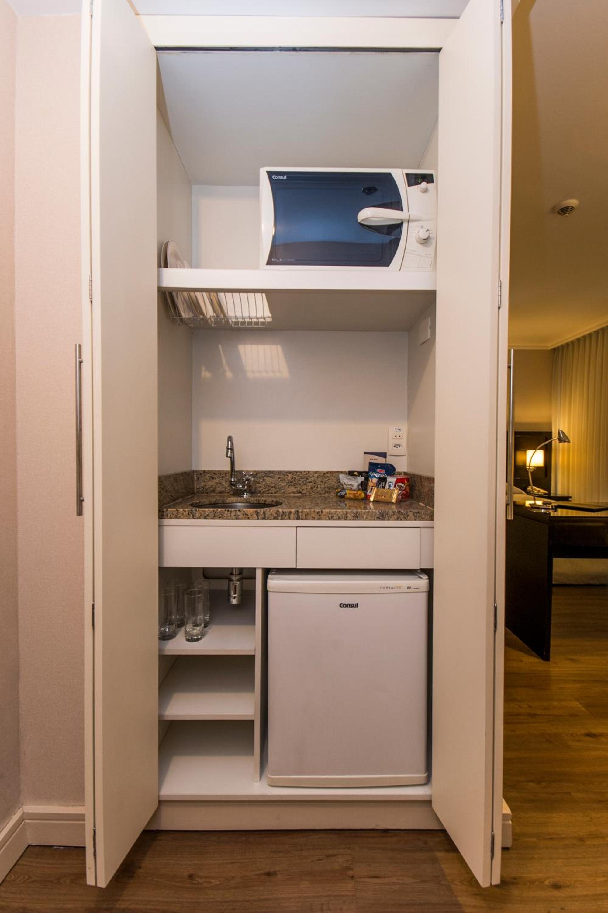 Standard Double Room - Photo 5