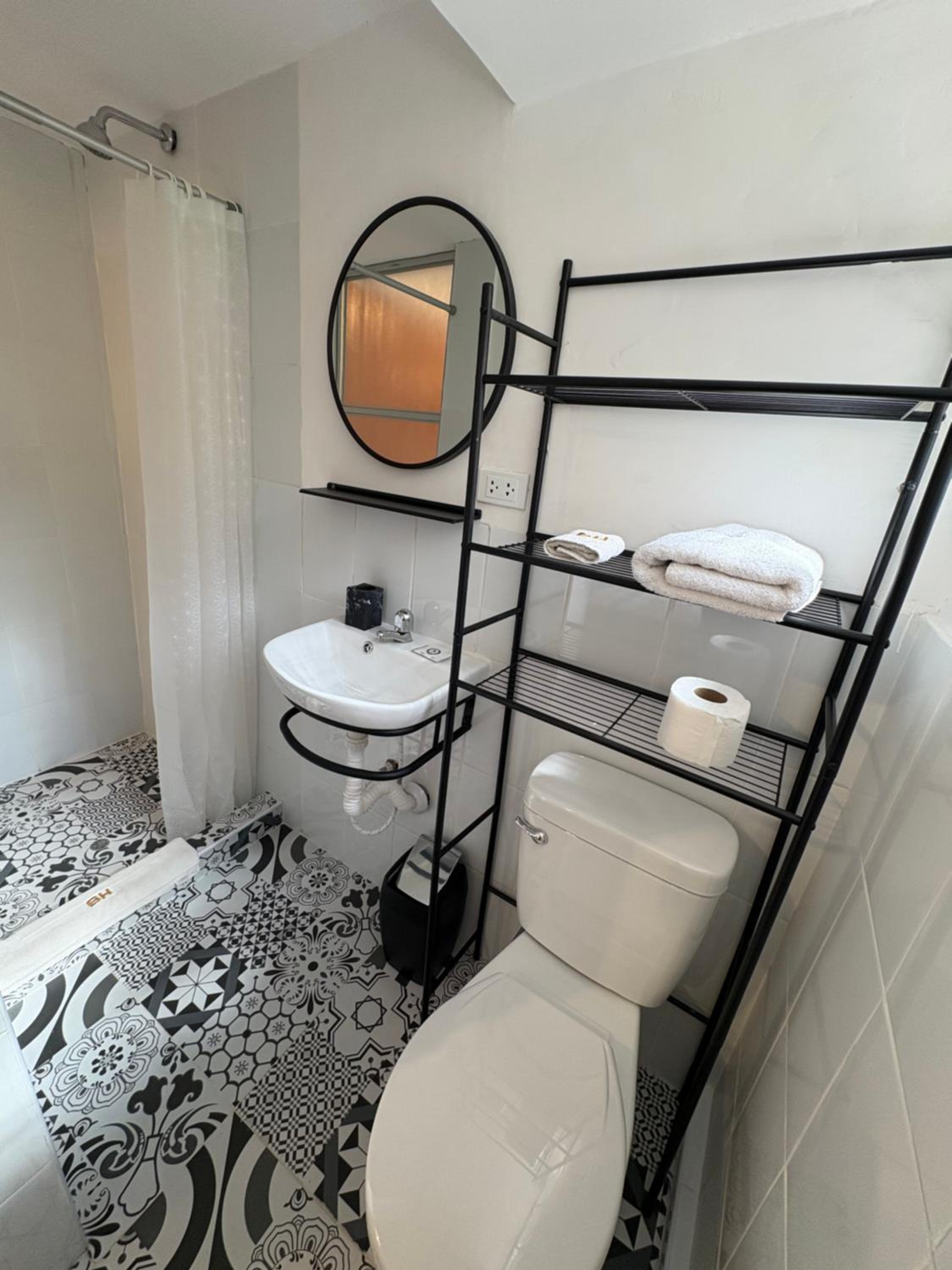 Small Single Room photo 1
