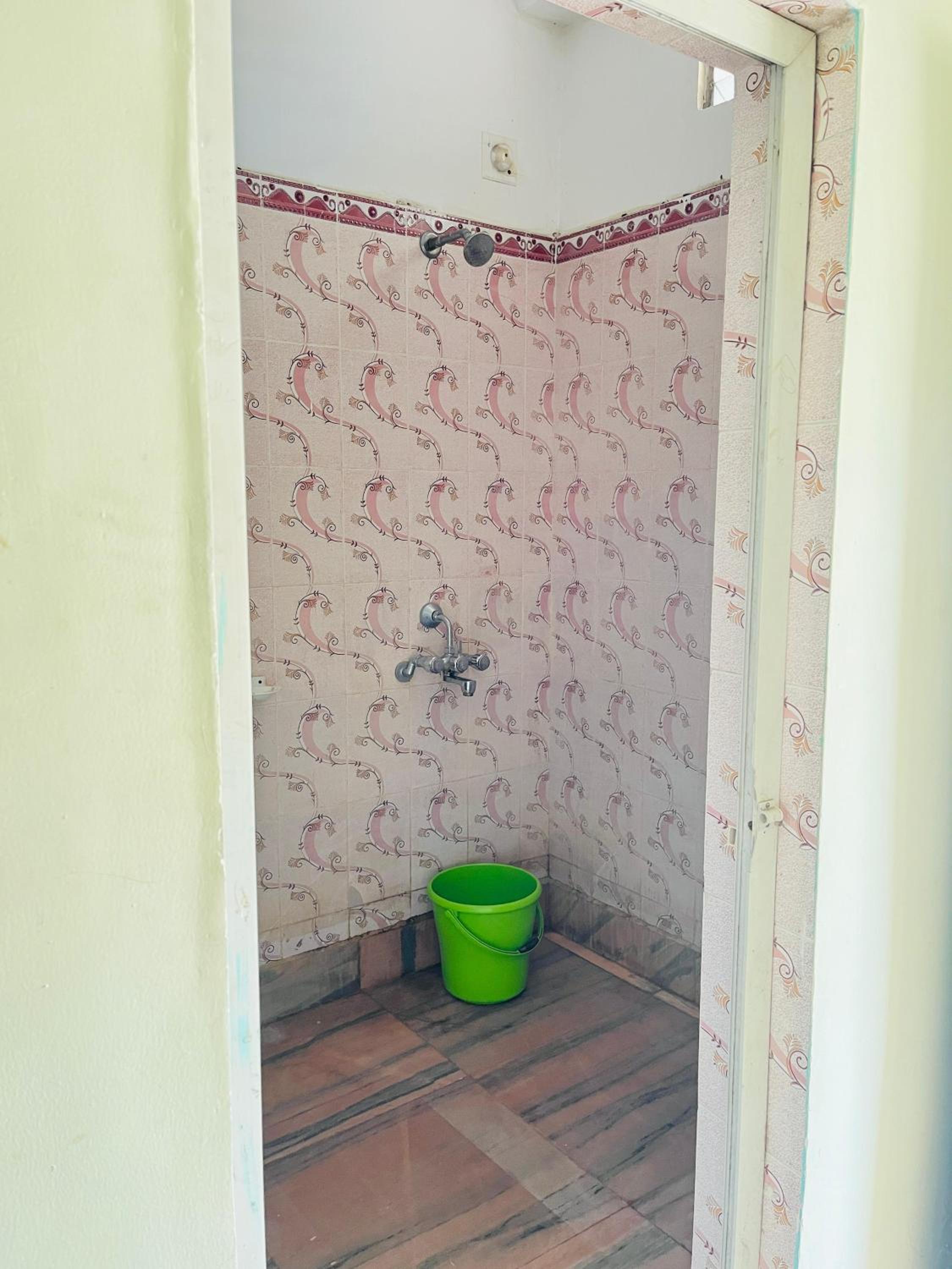 Deluxe Double Room with Balcony photo 2
