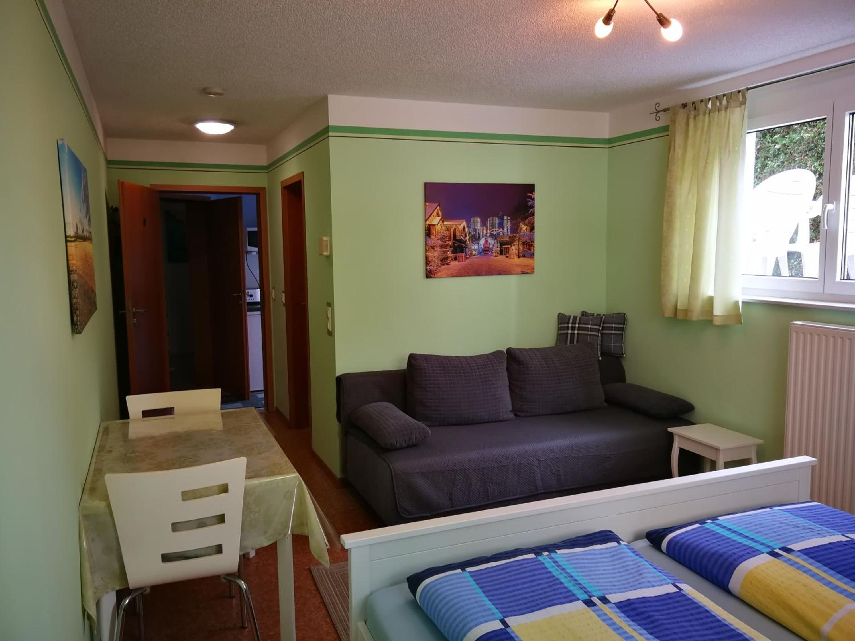 Family Room with Terrace photo 3