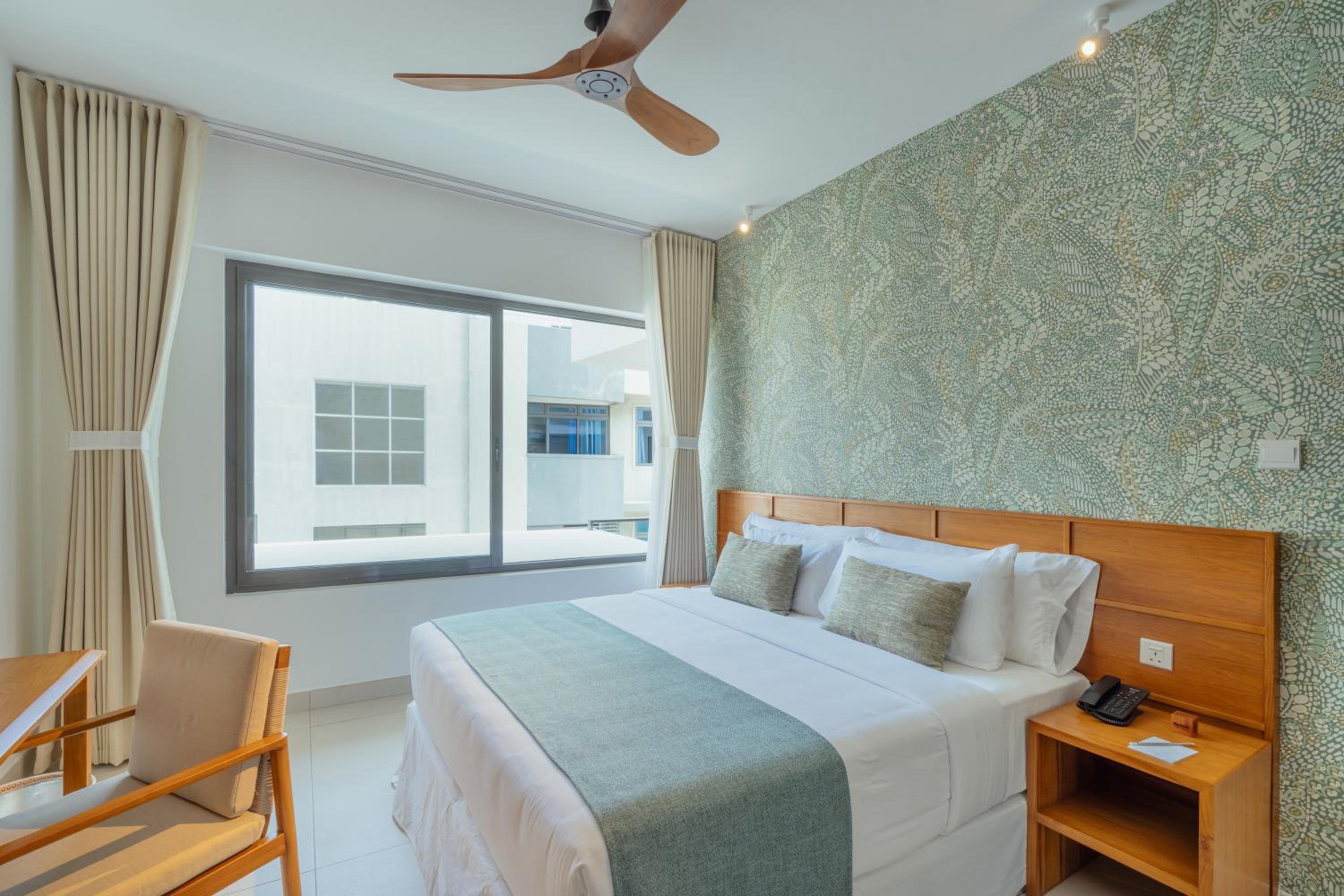 	 City 2 Bedroom Apartment (Free Airport Transfer) - Photo 2