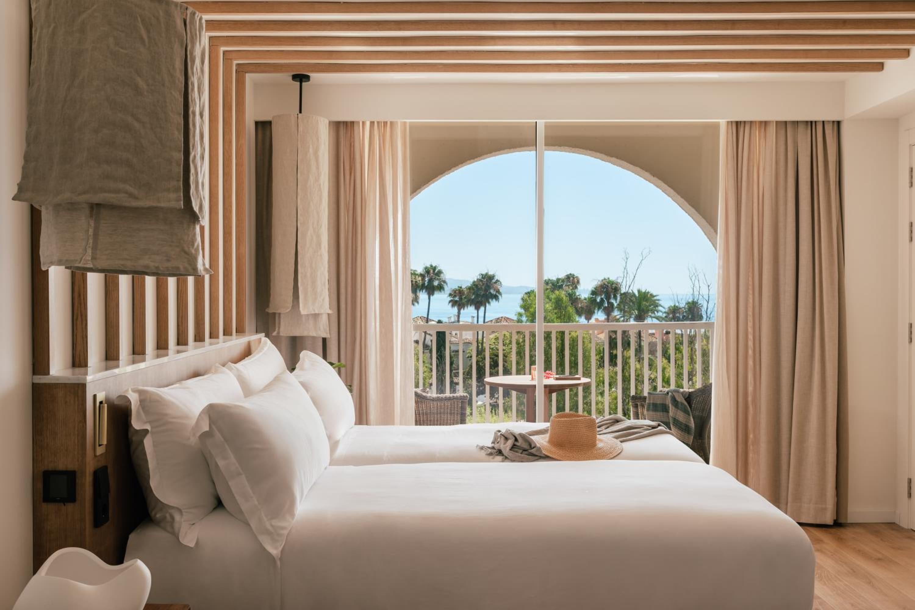 Ultimate ME + 2 Bedroom Suite - Photo 1