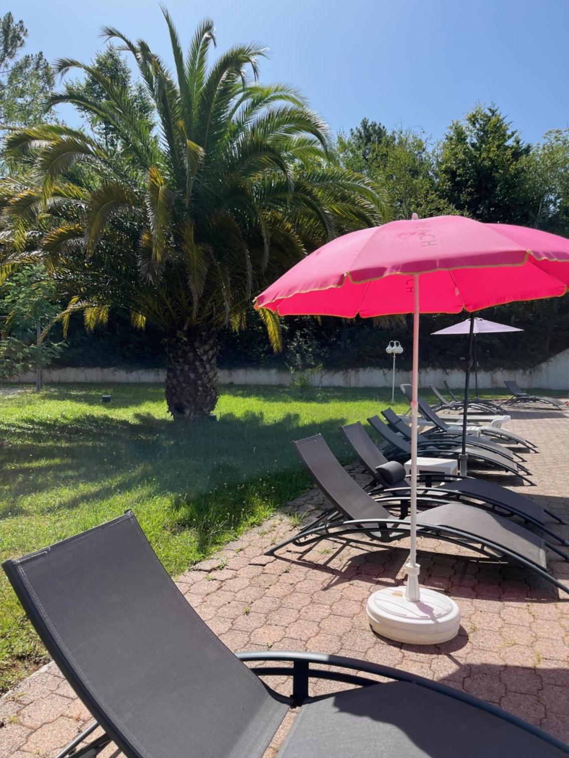 Double or Twin Room with Pool View photo 2