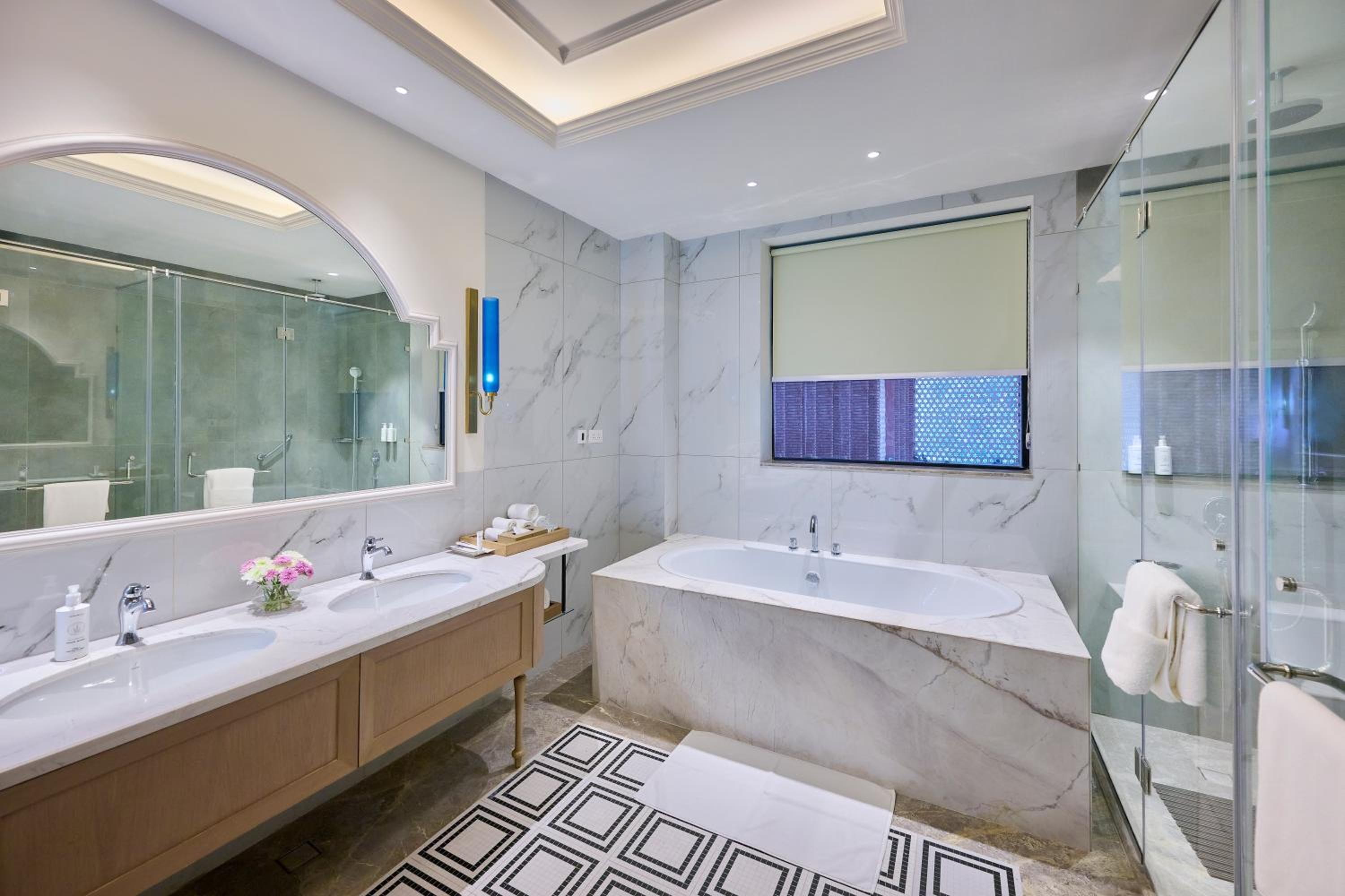 Presidential Suite with Double Bed and Ocean View