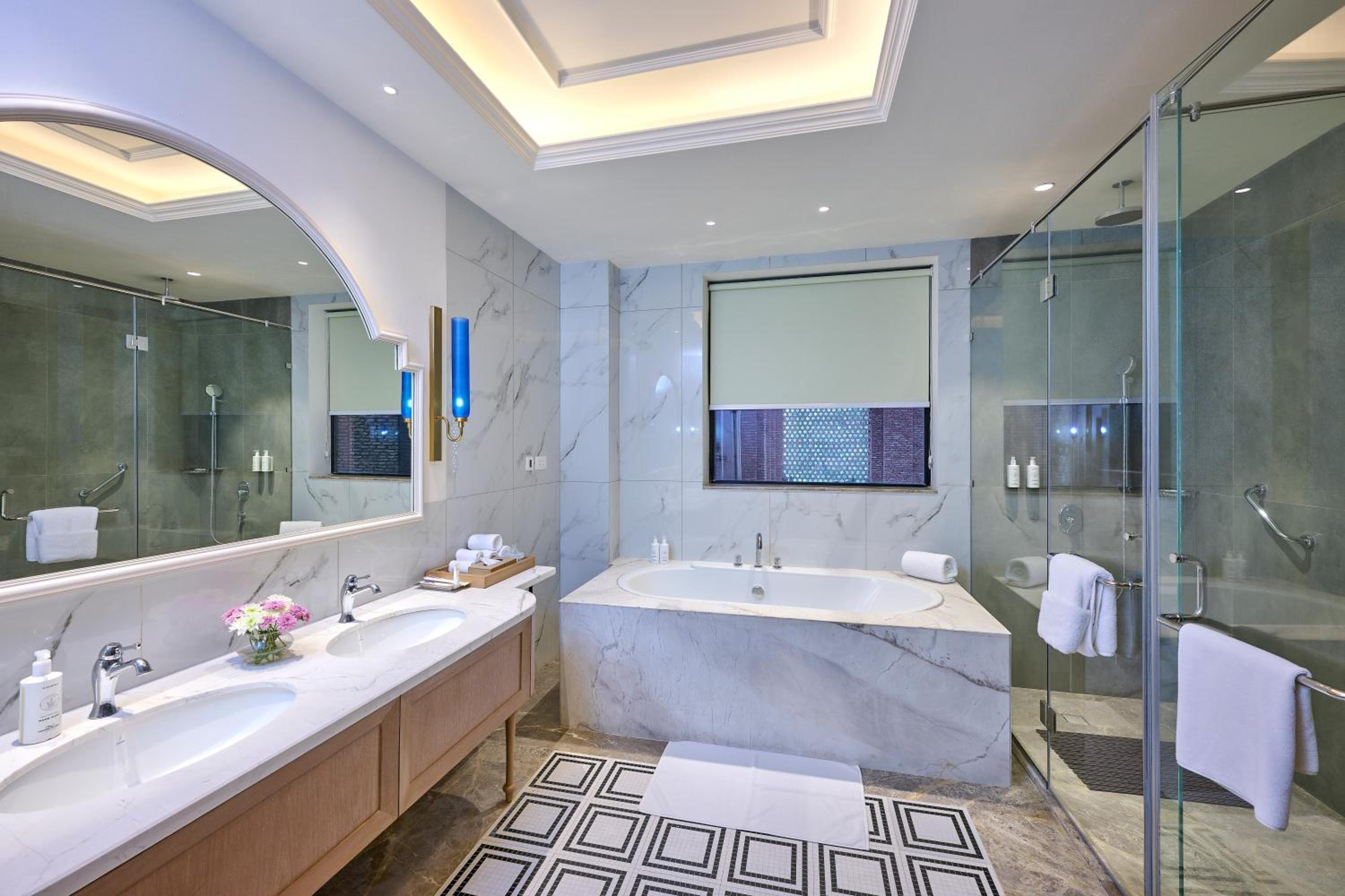 Presidential Suite with Double Bed and Ocean View