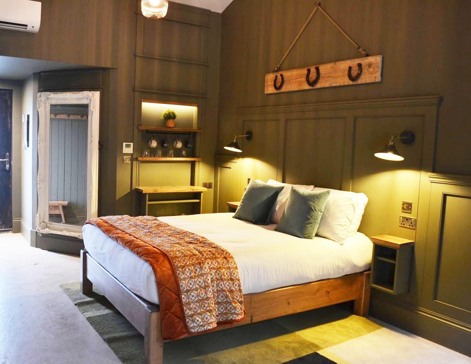Deluxe King Room