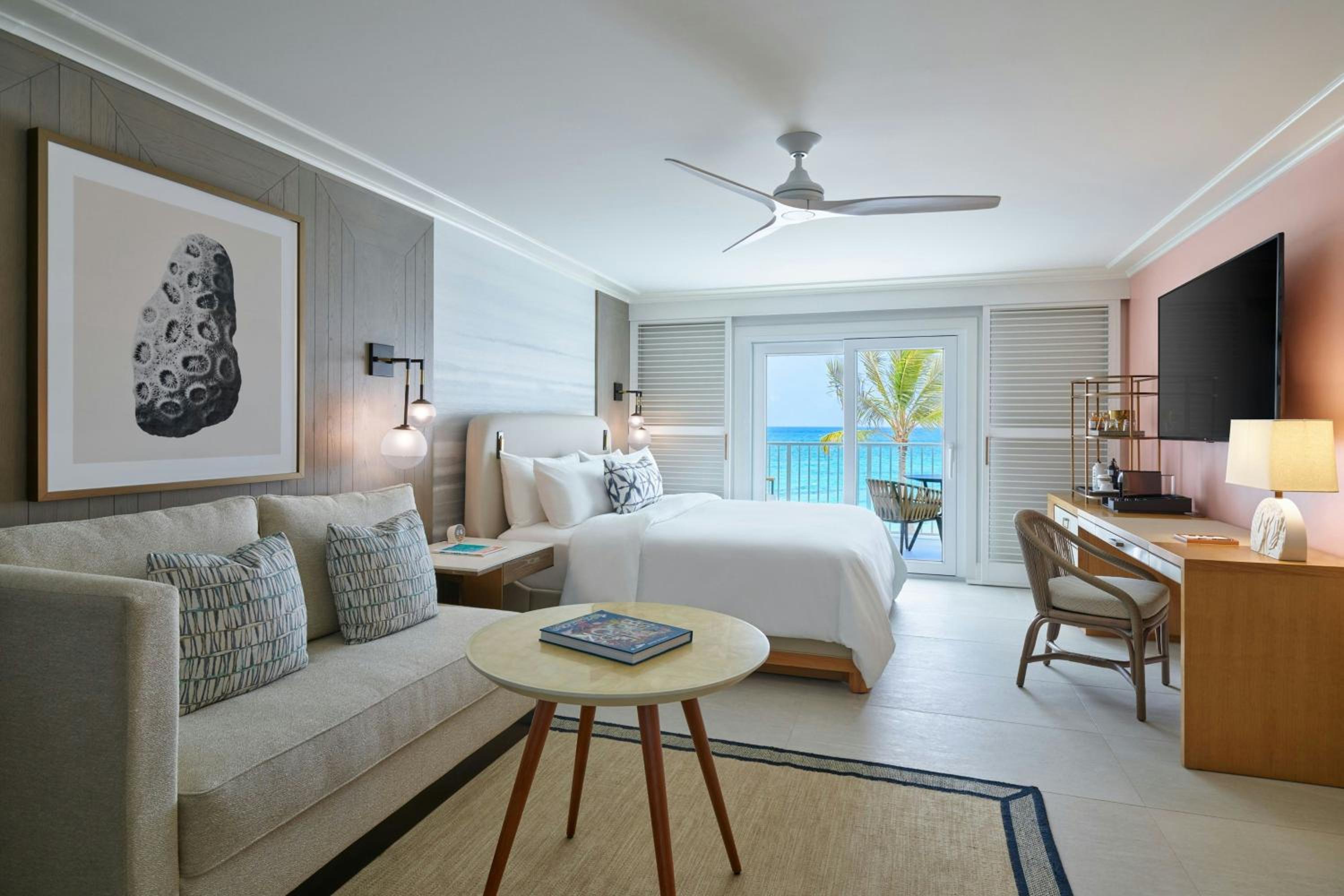 Ground Floor, Ocean View, Guest Room, 1 King, Sofa Bed and Balcony - Photo 3
