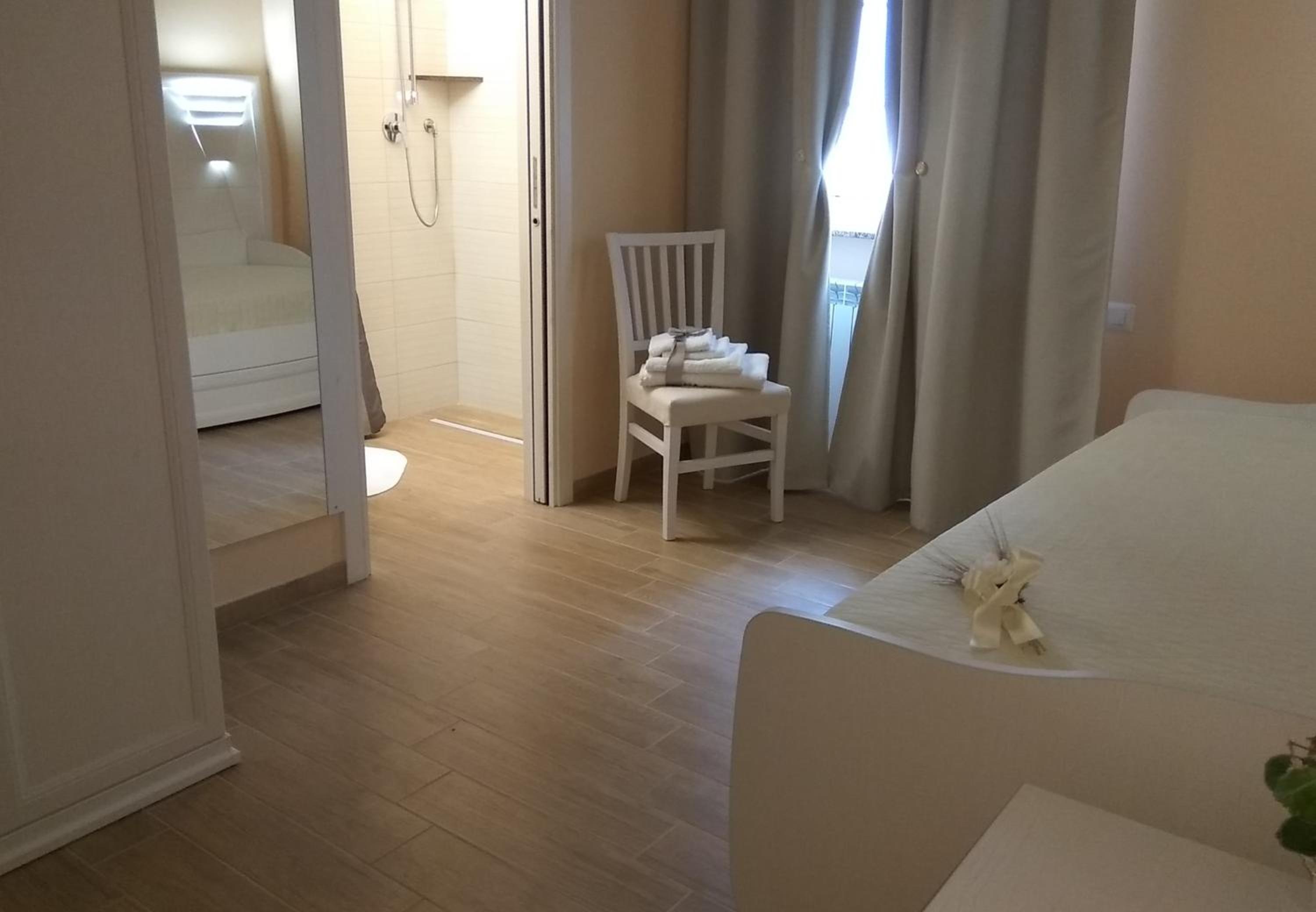 Single Room photo 1