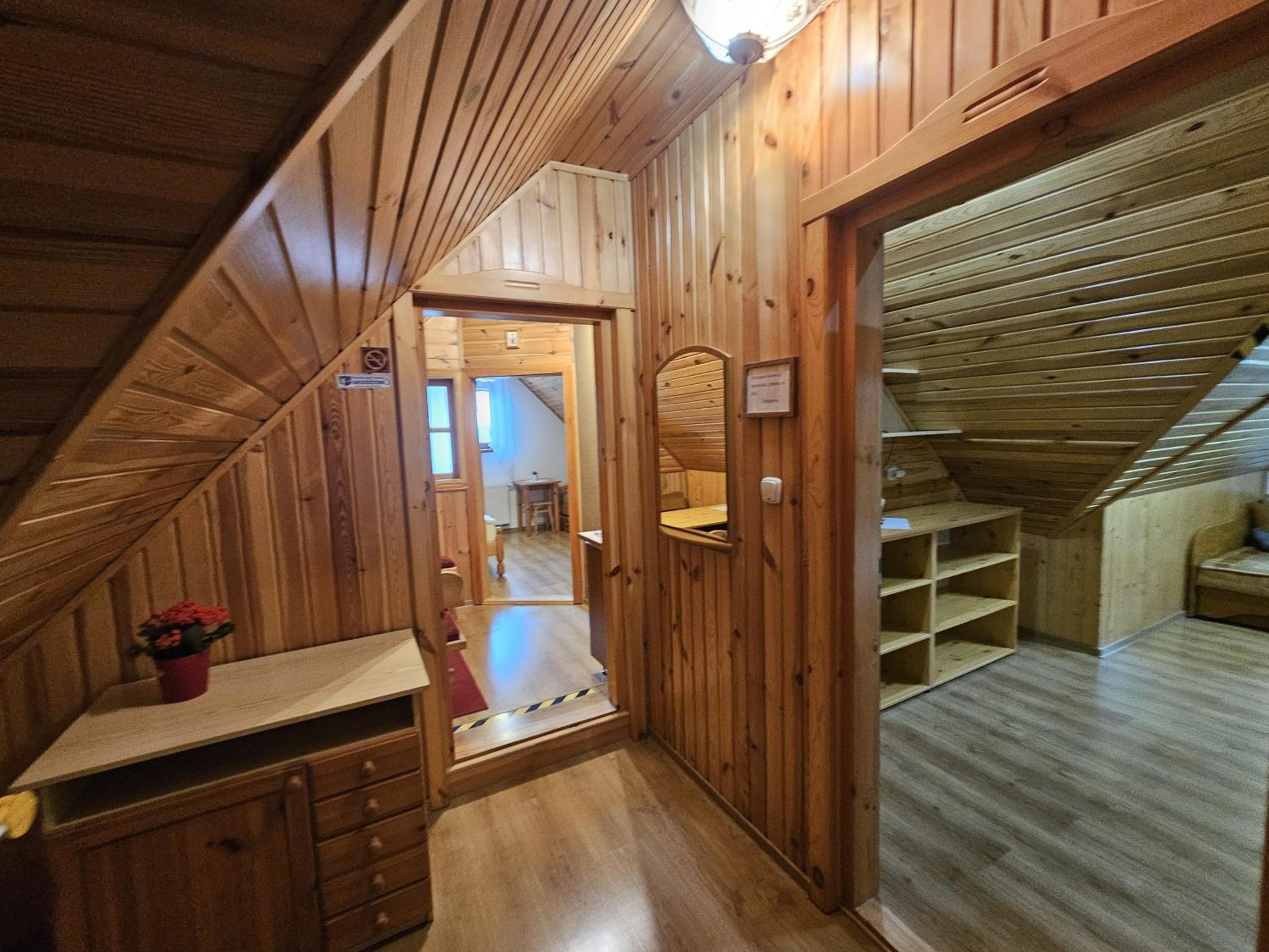 Two-Bedroom Apartment with View photo 3